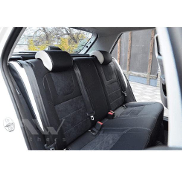 Coprisedili su misura per Skoda Fabia 3 (2015-2021), Leather style in Set per interni Autooggetti.it - Roma, commercioVirtuoso.it