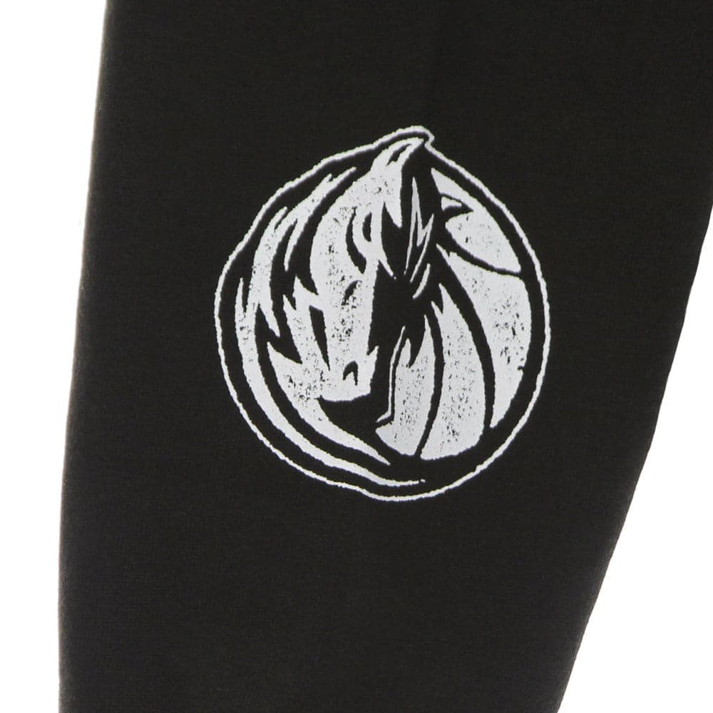NEW ERA Felpa Cappuccio Uomo Nfl Distressed Sleeve Print Hoodie Lasrai Black da uomo in Felpe con cappuccio Drestige - Casamassima, commercioVirtuoso.it