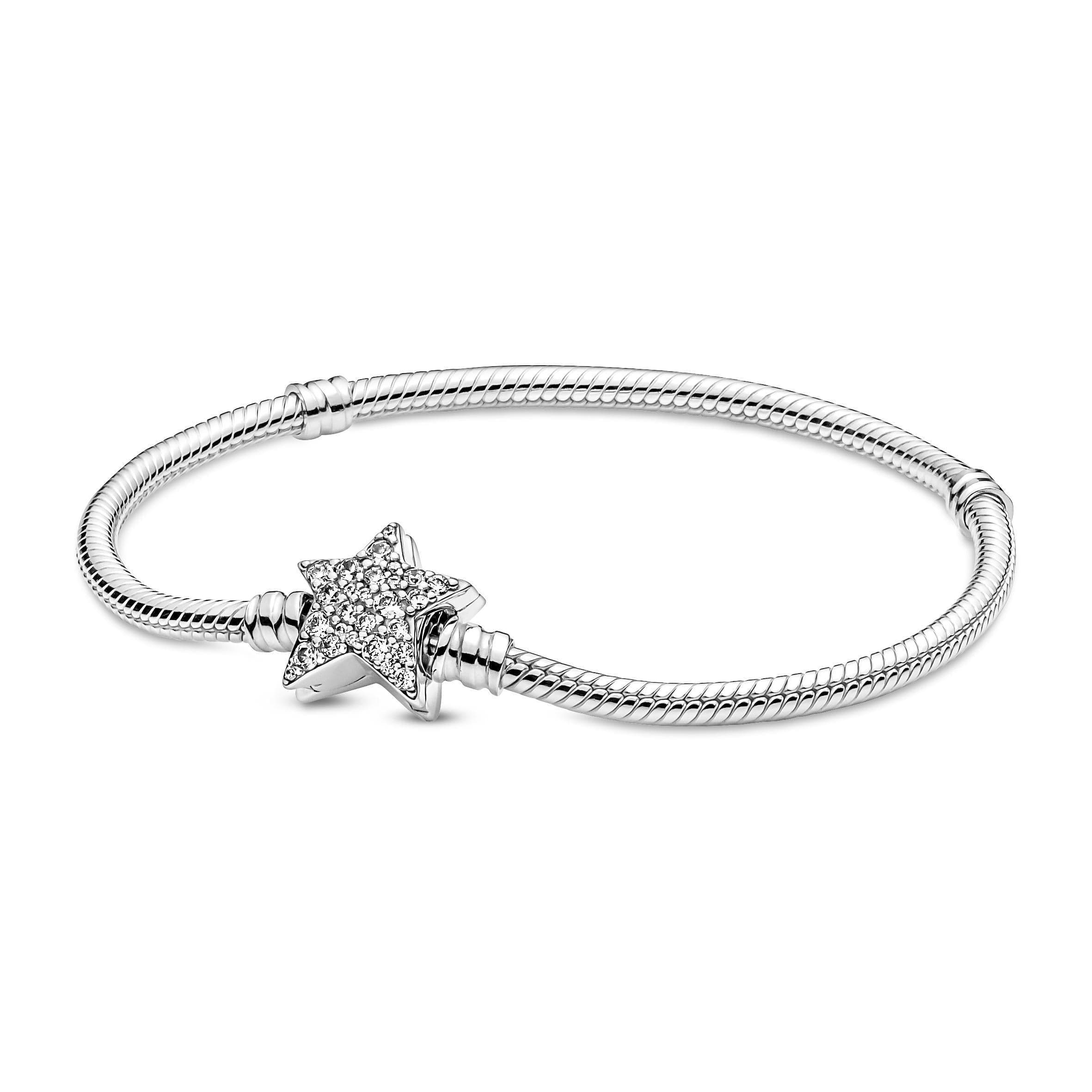 PANDORA  - Bracciale Moments a maglia snake con chiusura a stella asimmetrica