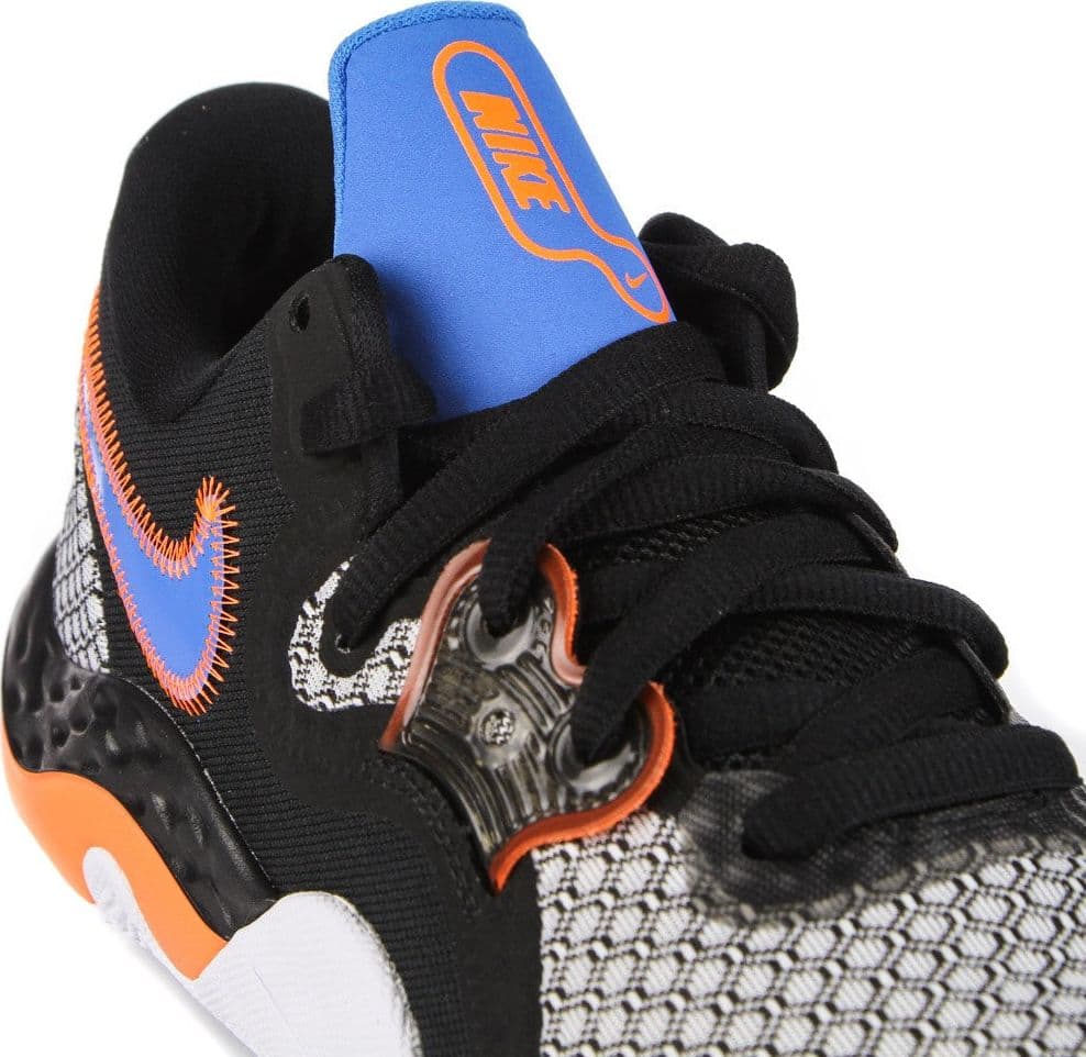 Nike Scarpa Bassa Uomo Renew Elevate Ii Black/lt Photo Blue/white/total Orange da uomo in Scarpe da corsa su strada Drestige - Casamassima, commercioVirtuoso.it
