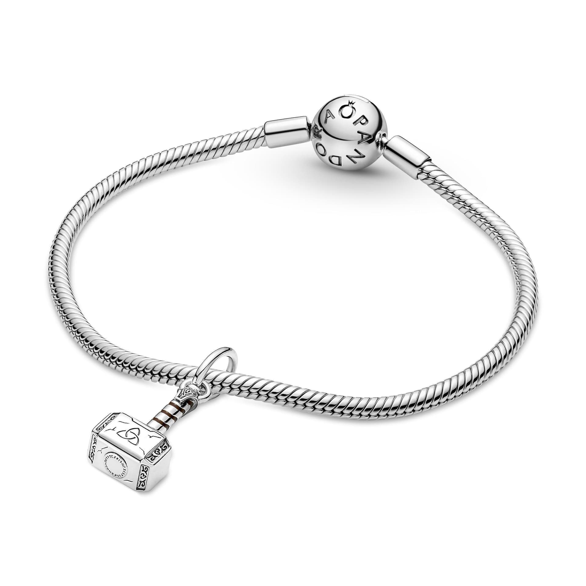 PANDORA - charm Marvel, Avengers, Pendente Martello di Thor in Bead Charm Alba Gioielli - Casoria, commercioVirtuoso.it