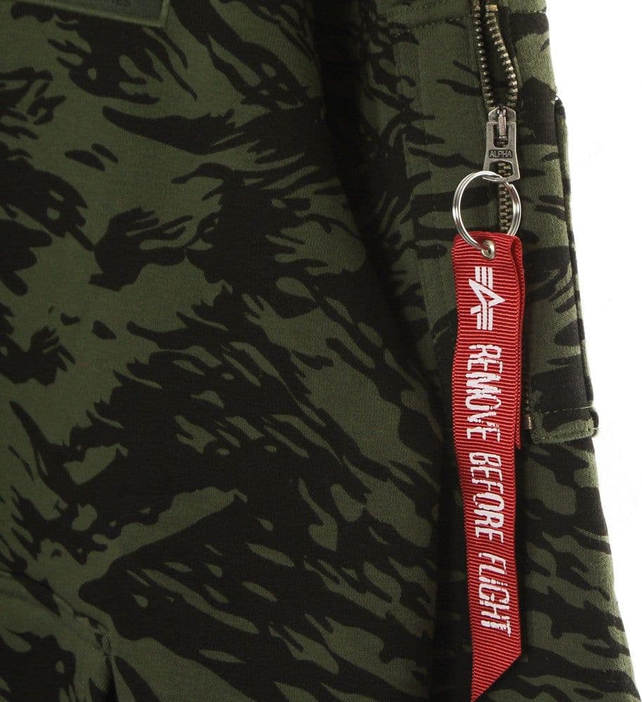 ALPHA INDUSTRIES Felpa Cappuccio Uomo Back Print Hoodie Camo Brushstroke Green da uomo in Felpe con cappuccio Drestige - Casamassima, commercioVirtuoso.it
