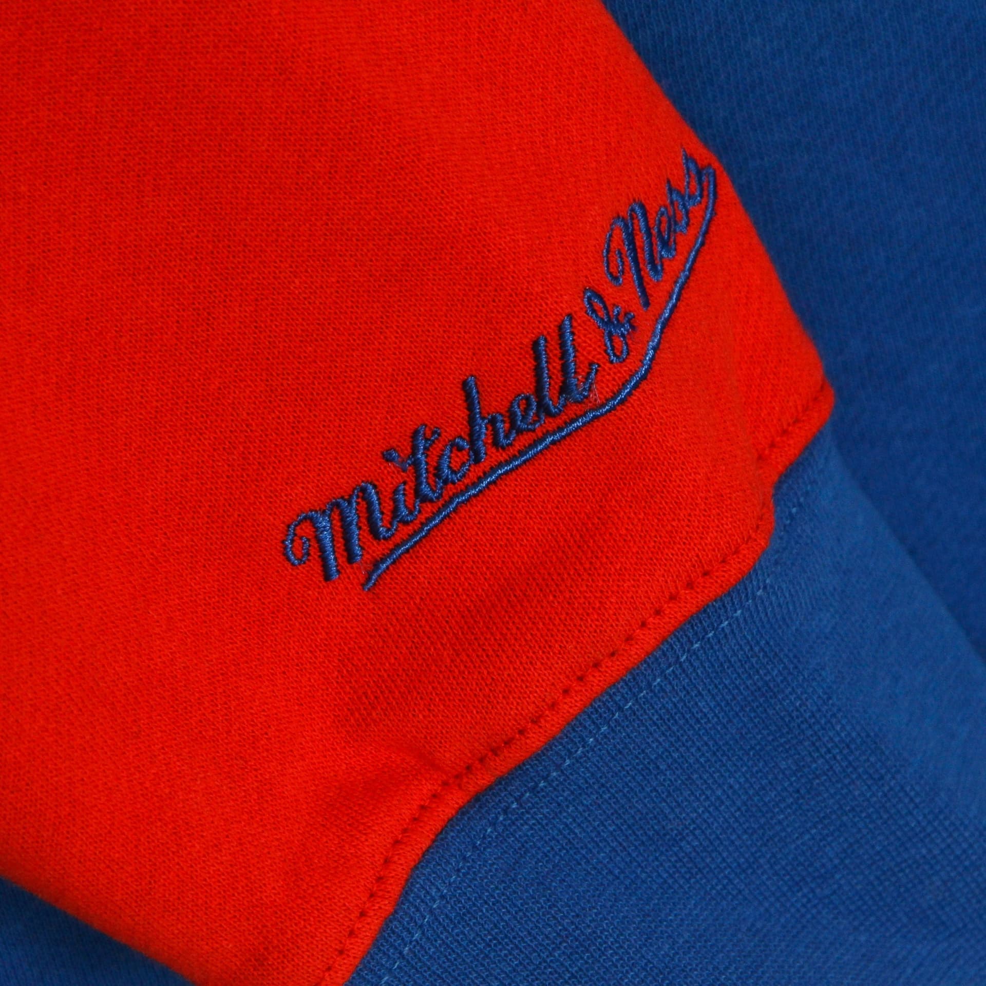 MITCHELL &amp; NESS Felpa Cappuccio Uomo Nba Fusion Fleece 2.0 Hardwood Classics Loscli Royal/white da uomo in Felpe con cappuccio e felpe Drestige - Casamassima, commercioVirtuoso.it