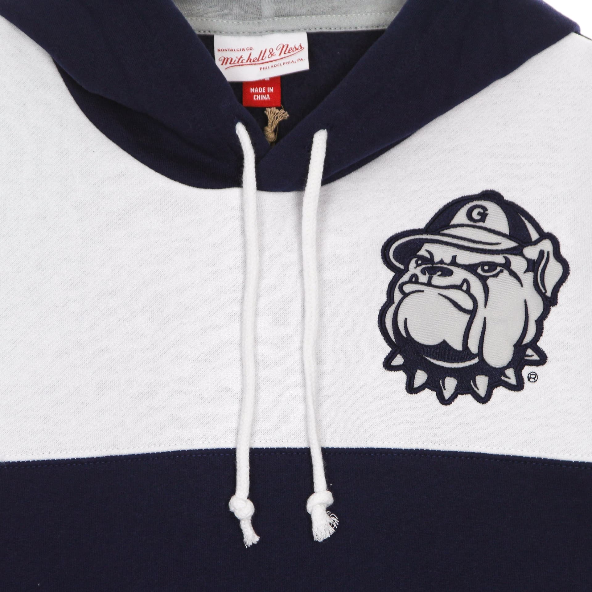 MITCHELL &amp; NESS Felpa Cappuccio Uomo Ncaa Fusion Fleece 2.0 Geohoy Navy/white da uomo in Felpe con cappuccio Drestige - Casamassima, commercioVirtuoso.it