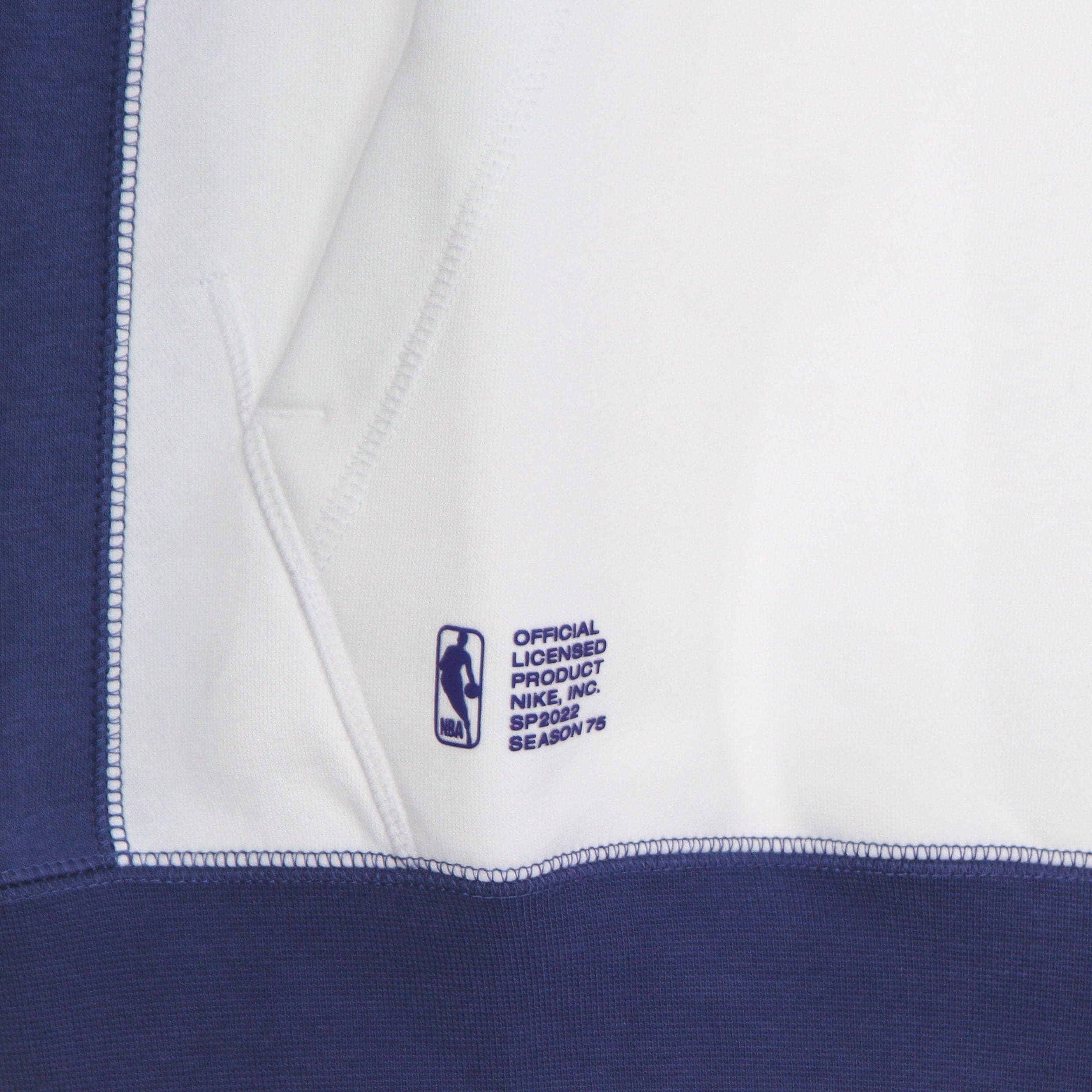 NIKE NBA Felpa Cappuccio Uomo Nba Fleece Hoodie Team 31 Courtside White da uomo in Felpe con cappuccio Drestige - Casamassima, commercioVirtuoso.it