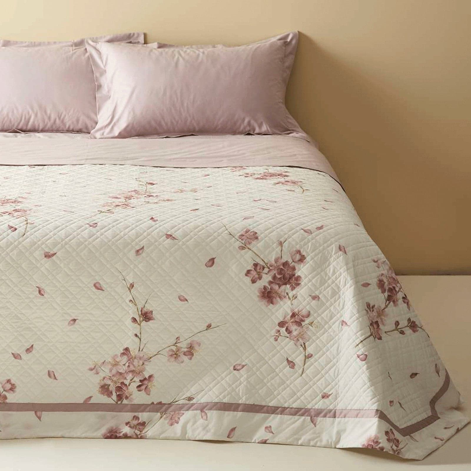 Trapuntino Quilt Matrimoniale in Percalle di Cotone Fiori di Pesco in Trapunte Collezione Casa - Trebisacce, commercioVirtuoso.it