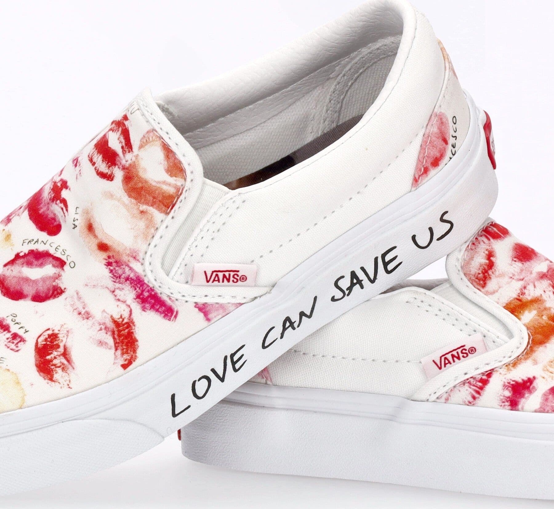 VANS Scarpa Bassa Donna Classic Slip-on (otw Gallery) X Sara Lorusso White/multi da donna in Loafer e mocassini Drestige - Casamassima, commercioVirtuoso.it