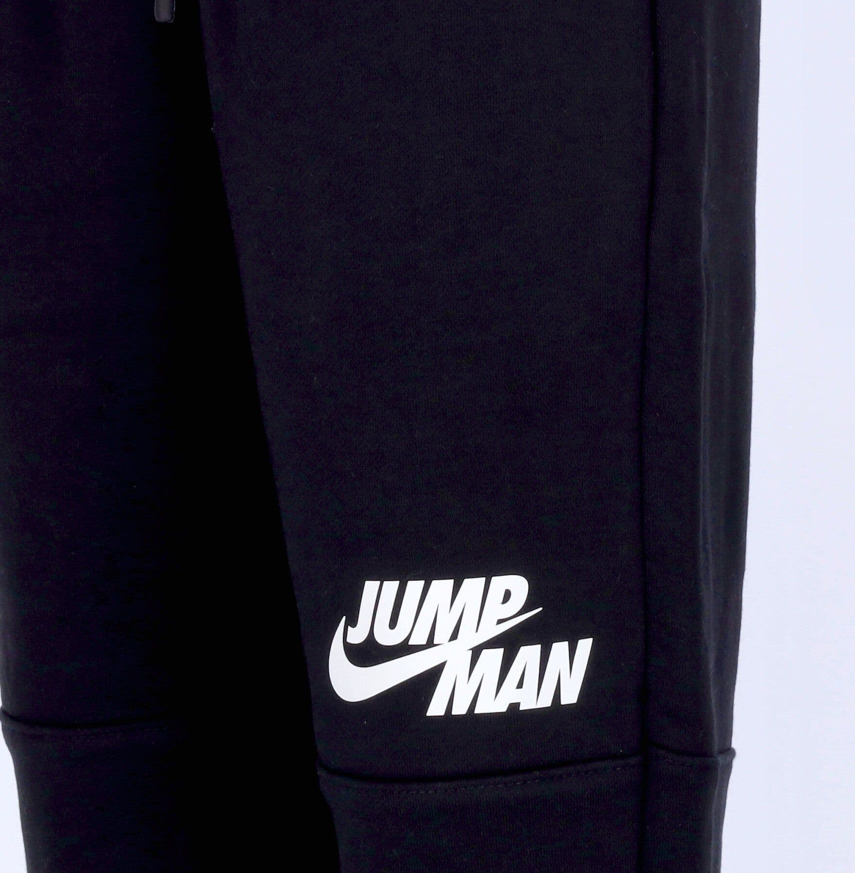 JORDAN Pantalone Tuta Felpato Uomo Jumpman Fleece Pant Black/white da uomo in Pantaloni sportivi Drestige - Casamassima, commercioVirtuoso.it