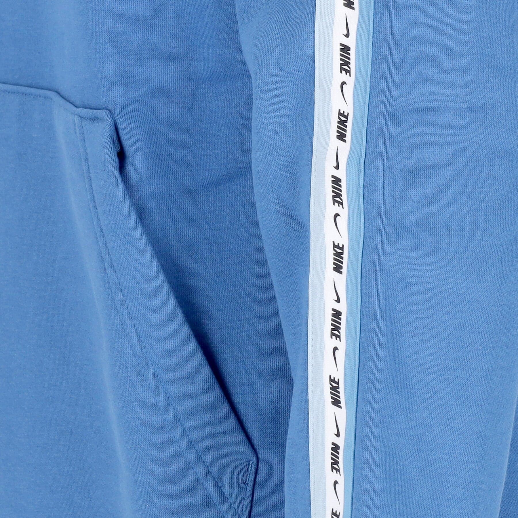Nike Felpa Cappuccio Uomo Sportswear Repeat Fleece Hoodie Bb Dk Marina Blue/dutch Blue/white da uomo in Felpe senza cappuccio Drestige - Casamassima, commercioVirtuoso.it