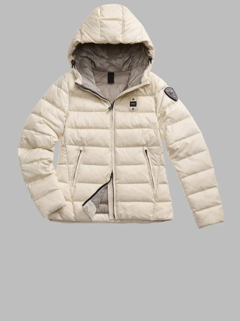 Blauer giubbino donna piumino sfiancato Charme
25WBLDC03100 907GG in Giacche Broadway Red - Barletta, commercioVirtuoso.it
