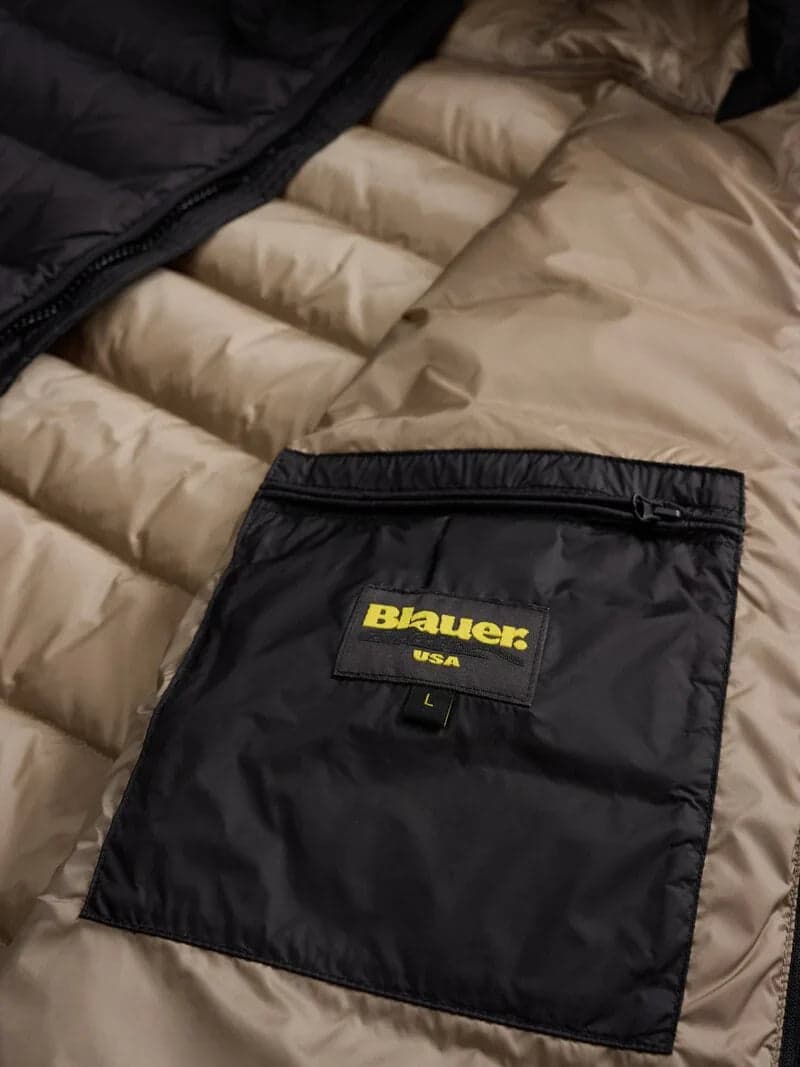 Blauer giubbino uomo piumino con cappuccio Acton

25WBLUC03086-006047 999EI in Giacche Broadway Red - Barletta, commercioVirtuoso.it