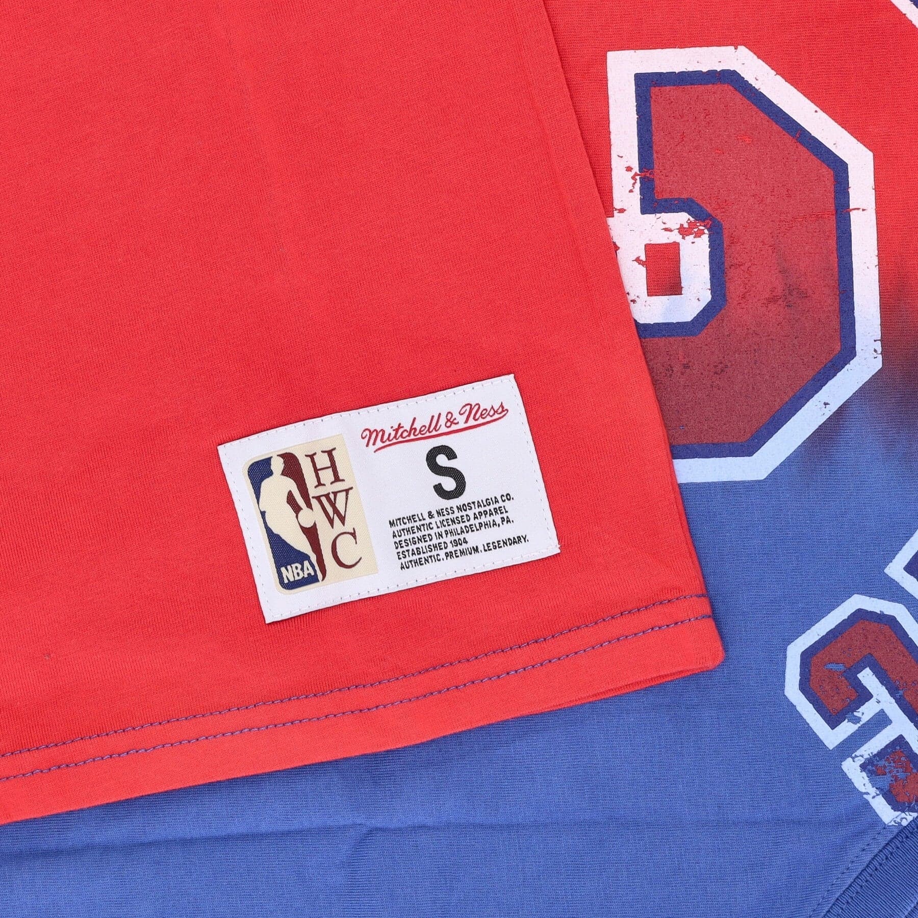 MITCHELL &amp; NESS Canotta Uomo Nba Vertical Tie Dye Tank Hardwood Classics No 3 Drazen Petrovic Nejnet Original Team Colors da uomo in Canottiere e magliette Drestige - Casamassima, commercioVirtuoso.it