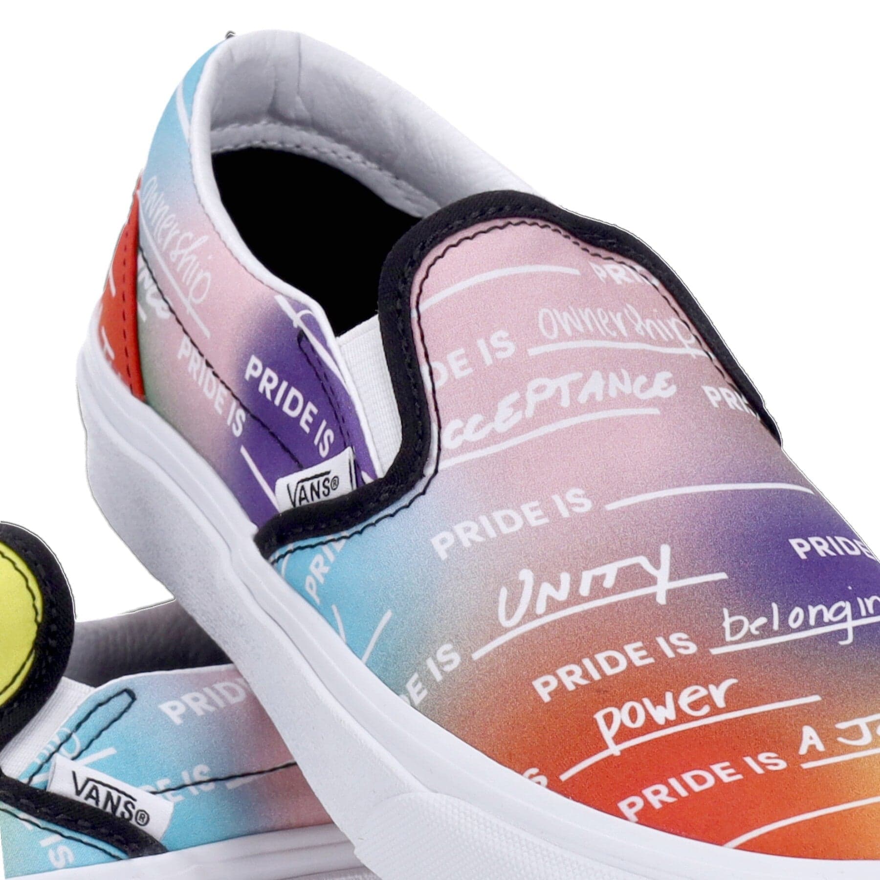 VANS Scarpa Bassa Uomo Classic Slip-on (pride) Rainbow/true White da uomo in Sneaker casual Drestige - Casamassima, commercioVirtuoso.it