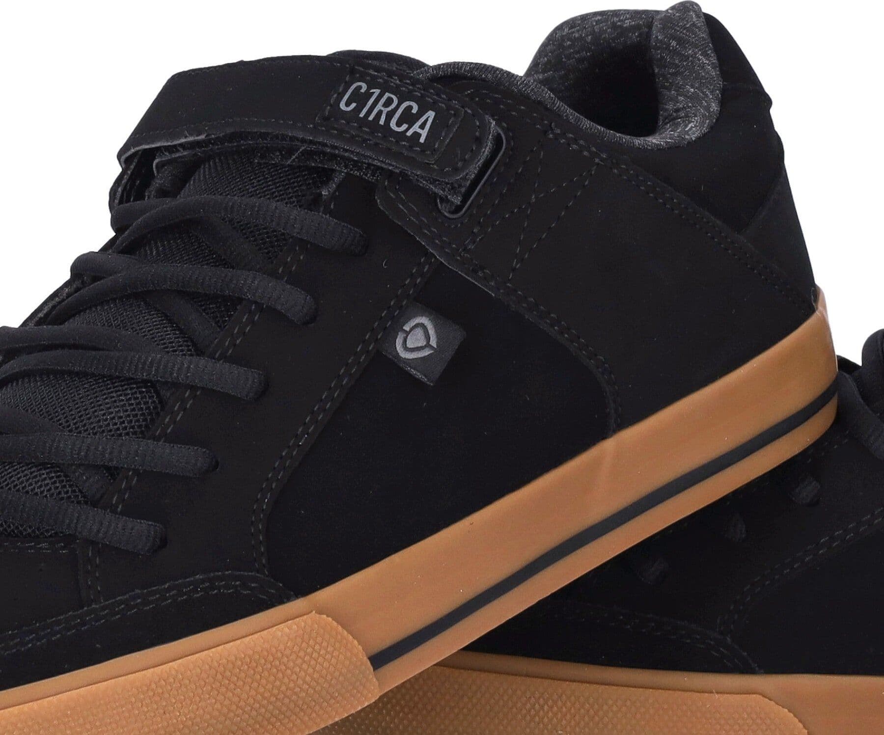 C1RCA Scarpe Skate Uomo 205 Vulc Black/gum da uomo in Sneaker casual Drestige - Casamassima, commercioVirtuoso.it