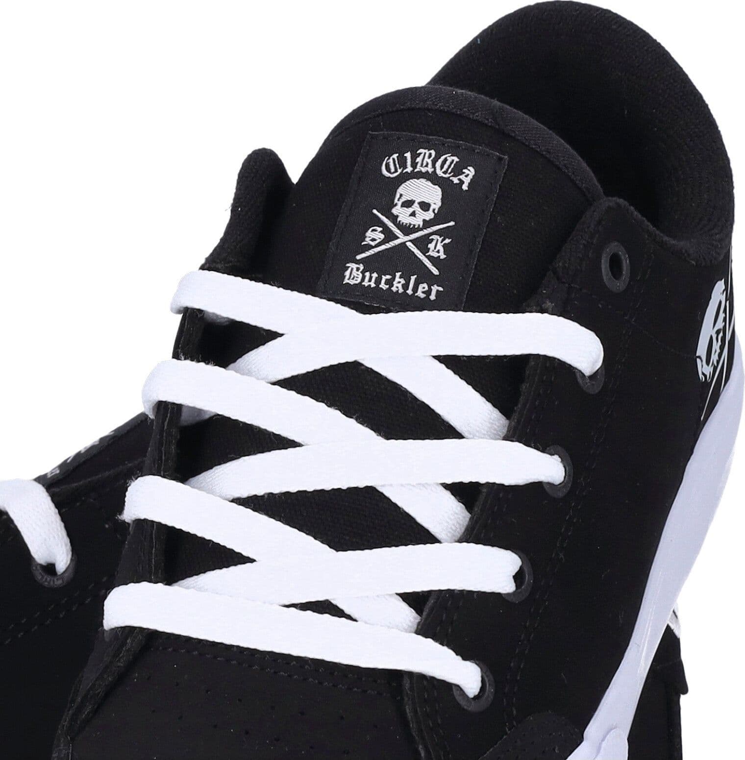 C1RCA Scarpe Skate Uomo Buckler Sk Black/white da uomo in Zoccoli e sabot Drestige - Casamassima, commercioVirtuoso.it