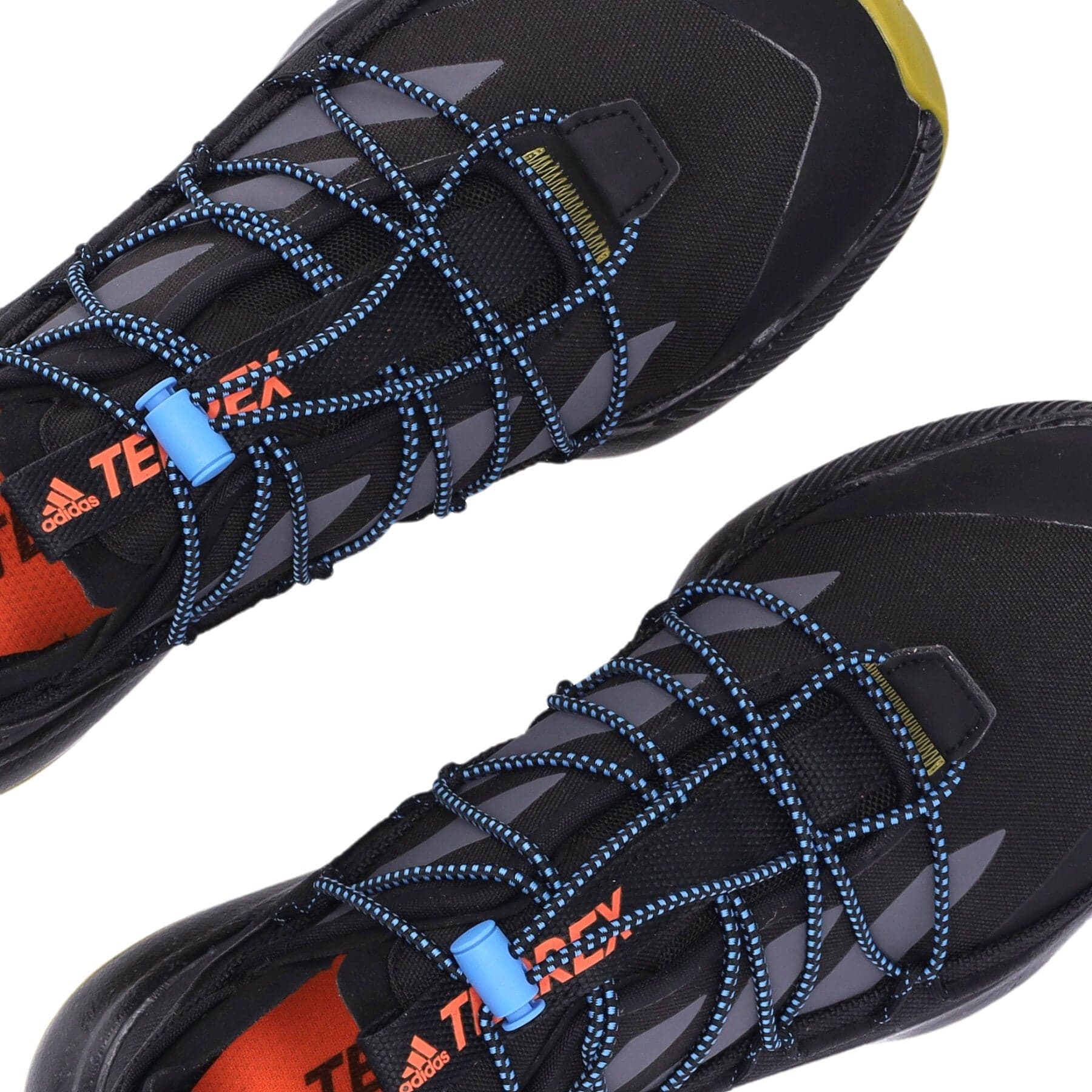 Adidas Scarpa Outdoor Uomo Terrex Voyager 21 Canvas Core Black/grey Five/impulse Orange da uomo in Scarpe da escursionismo Drestige - Casamassima, commercioVirtuoso.it