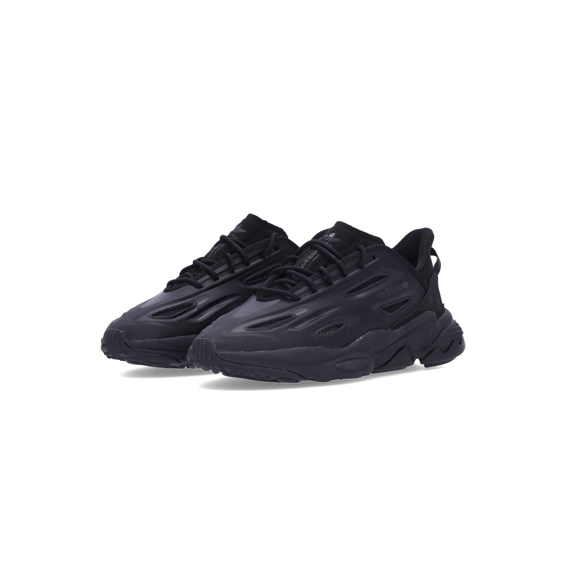 Adidas Scarpa Bassa Uomo Ozweegon Celox Core Black/core Black/grey Five da uomo in Sneaker casual Drestige - Casamassima, commercioVirtuoso.it