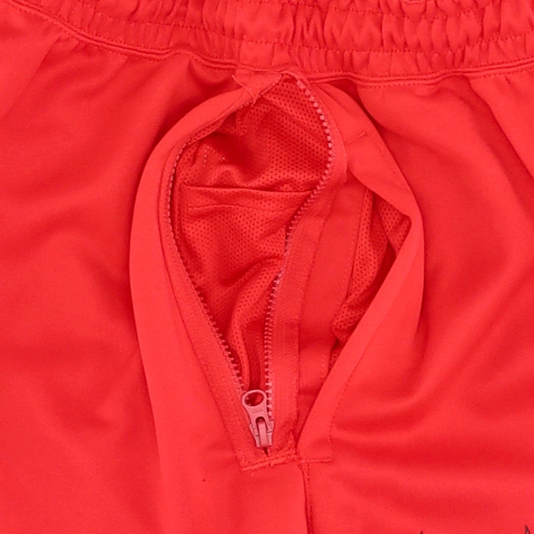 NIKE NBA Pantalone Tuta Uomo Nba Dri-fit Spotlight Pant Chibul University Red da uomo in Pantaloni sportivi Drestige - Casamassima, commercioVirtuoso.it
