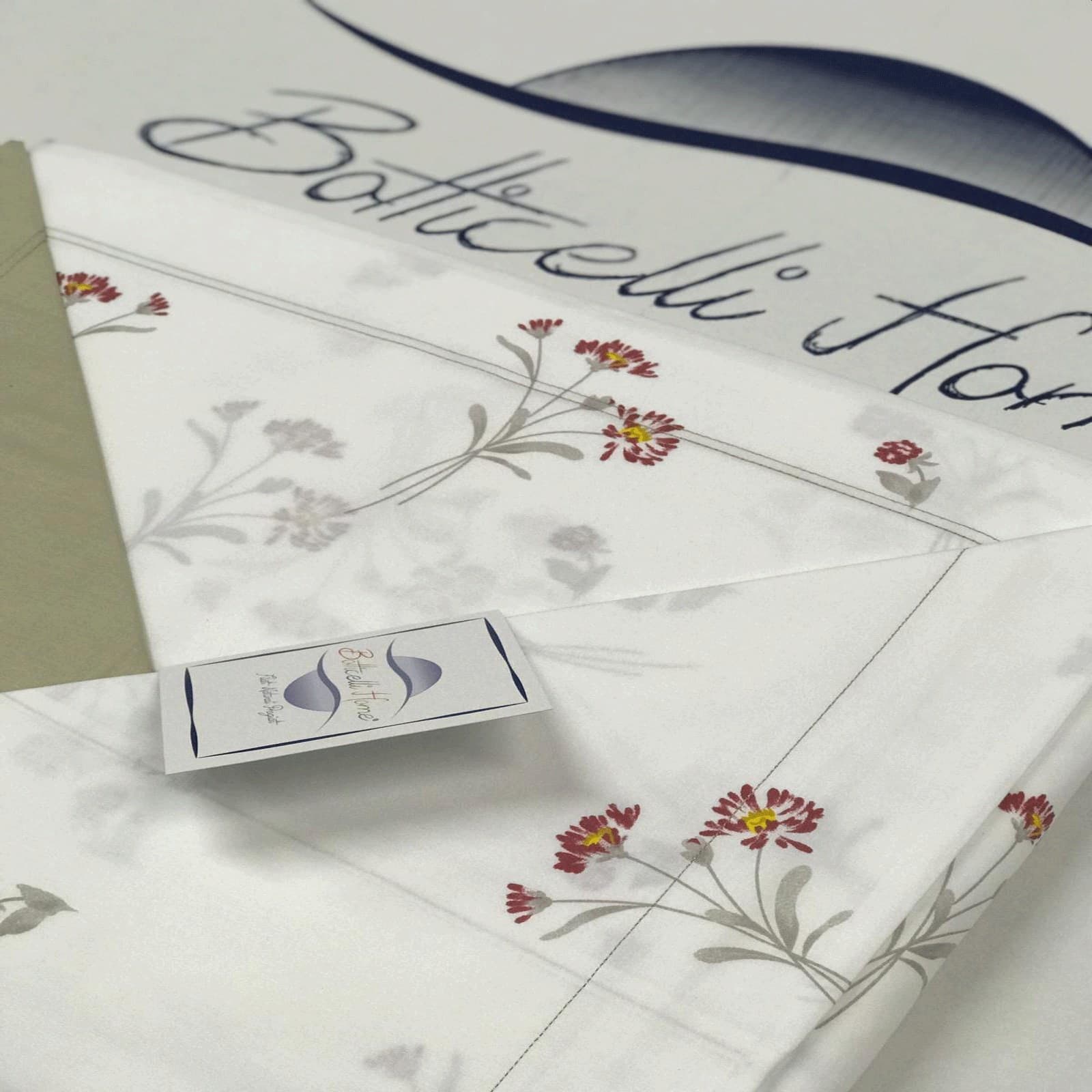 Completo Lenzuola Matrimoniale 4 Federe Botticelli Home Puro Cotone Violetta in Set di lenzuola e federe Collezione Casa - Trebisacce, commercioVirtuoso.it