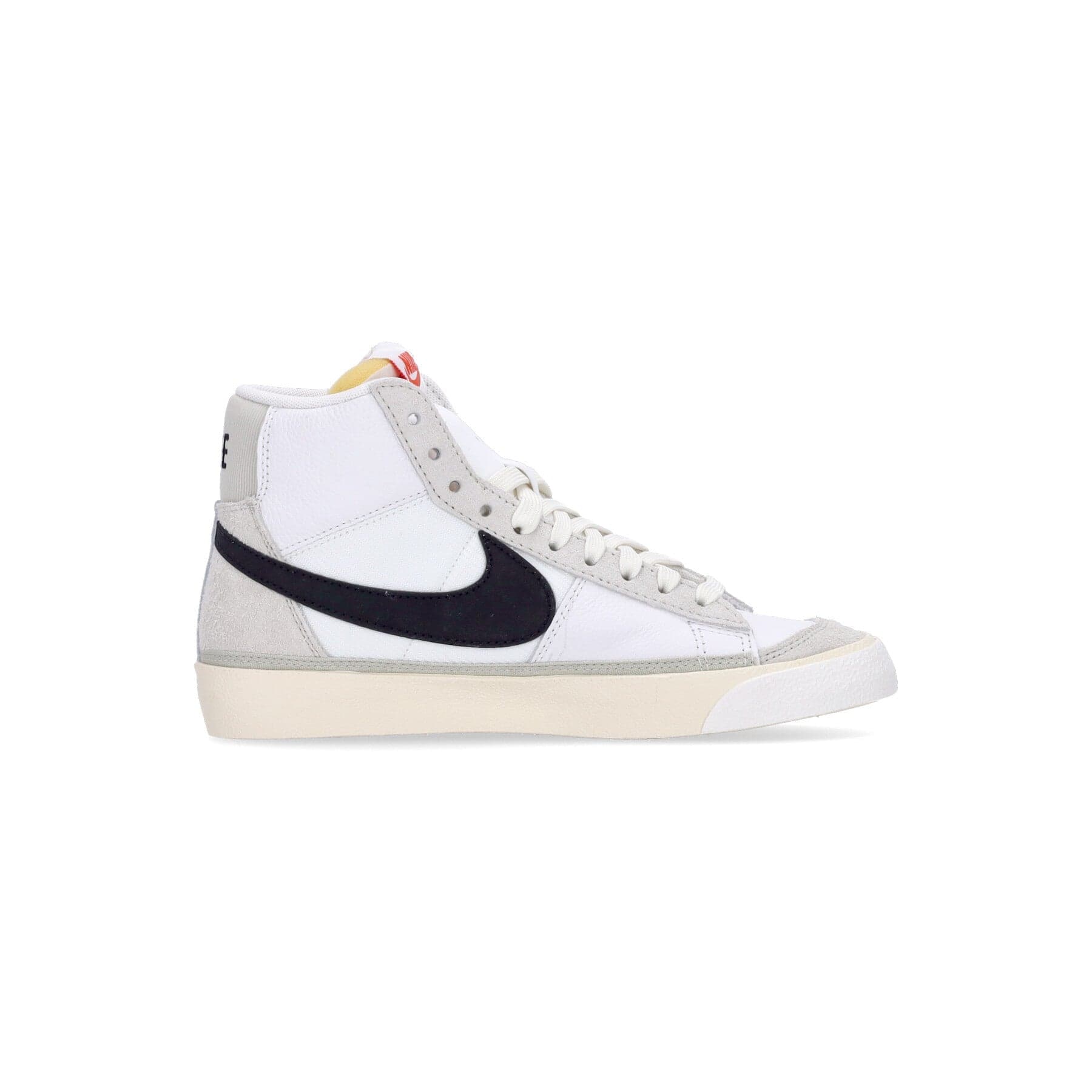 Nike Scarpa Alta Uomo Blazer Mid Pro Club White/black/light Bone/summit White da uomo in Sneaker casual Drestige - Casamassima, commercioVirtuoso.it