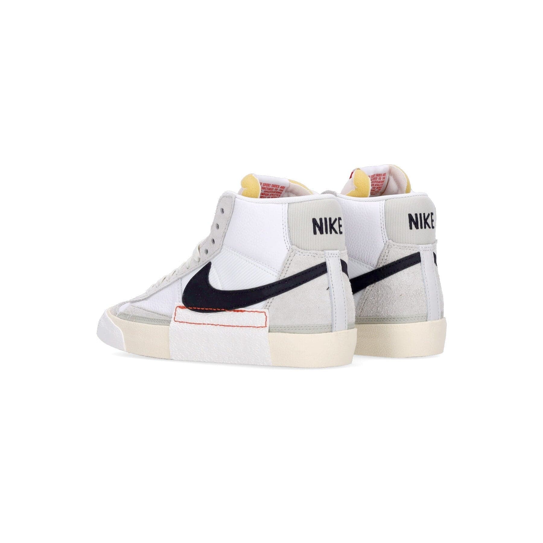 Nike Scarpa Alta Uomo Blazer Mid Pro Club White/black/light Bone/summit White da uomo in Sneaker casual Drestige - Casamassima, commercioVirtuoso.it