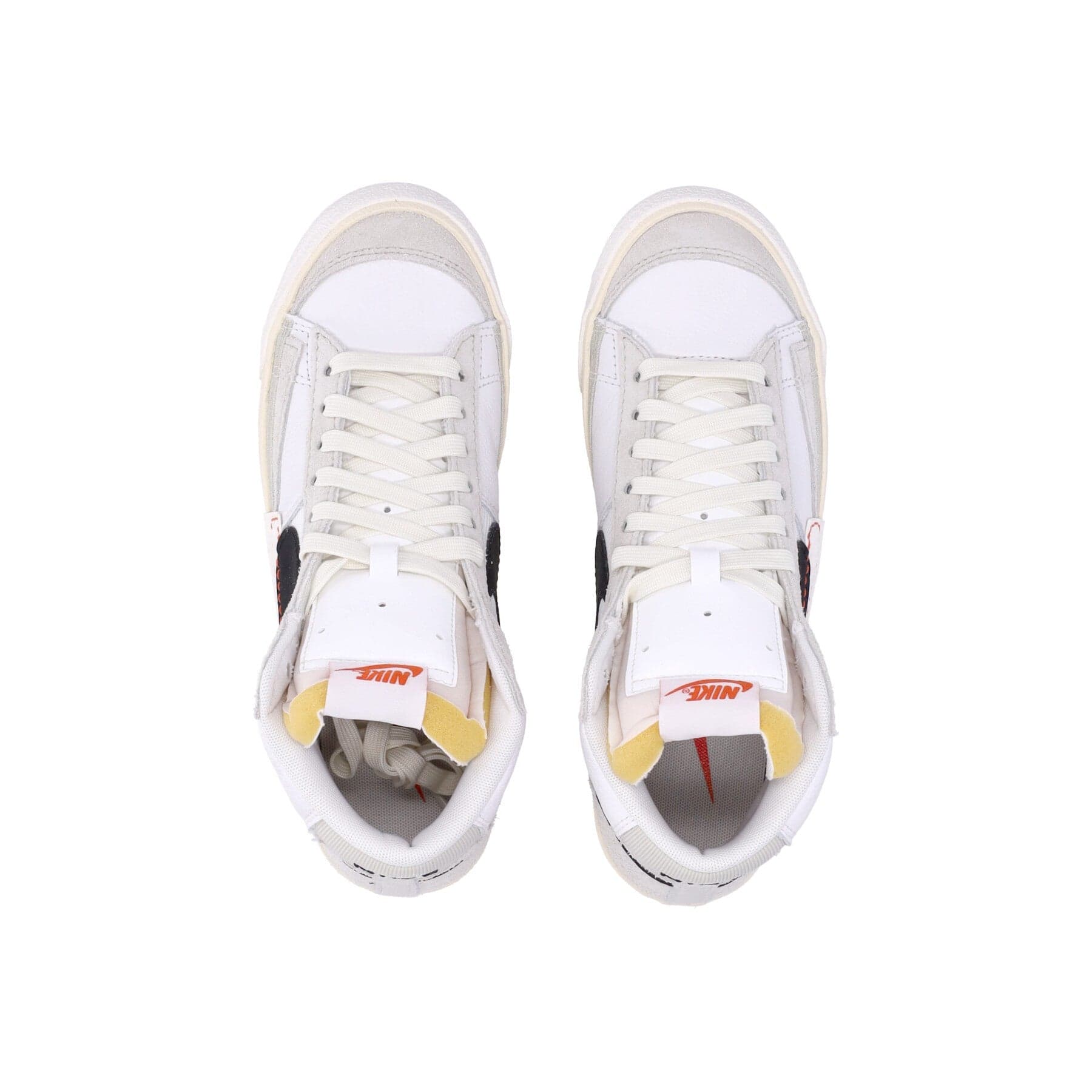 Nike Scarpa Alta Uomo Blazer Mid Pro Club White/black/light Bone/summit White da uomo in Sneaker casual Drestige - Casamassima, commercioVirtuoso.it