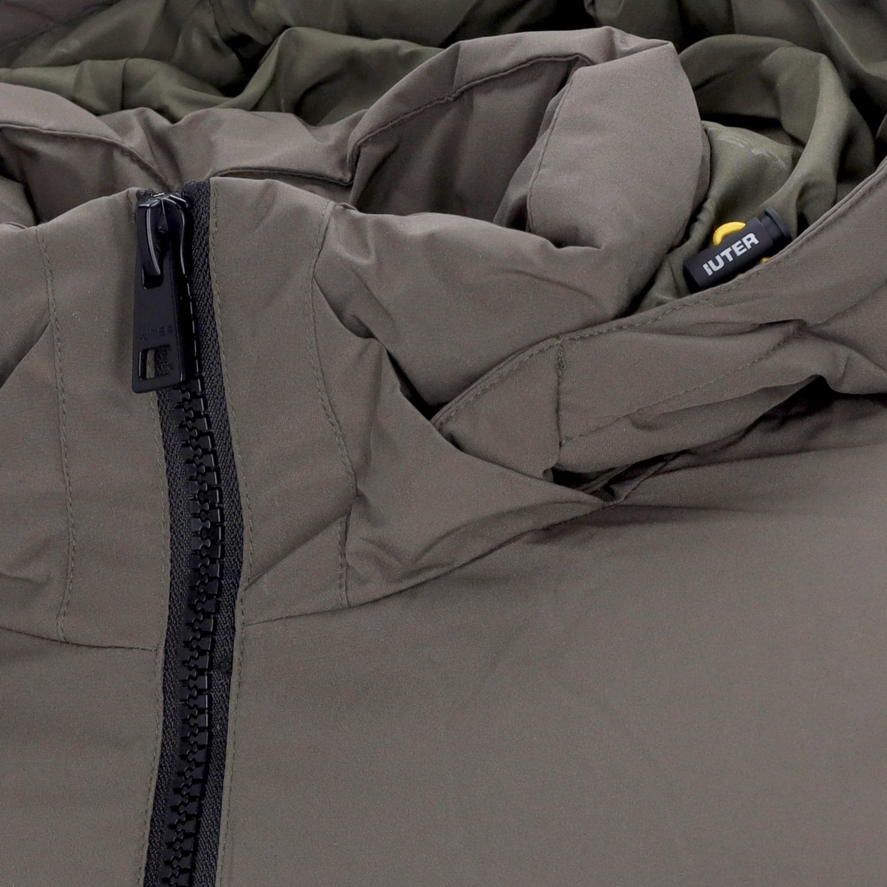 IUTER Piumino Uomo Puffer Jacket Army da uomo in Giacche Drestige - Casamassima, commercioVirtuoso.it