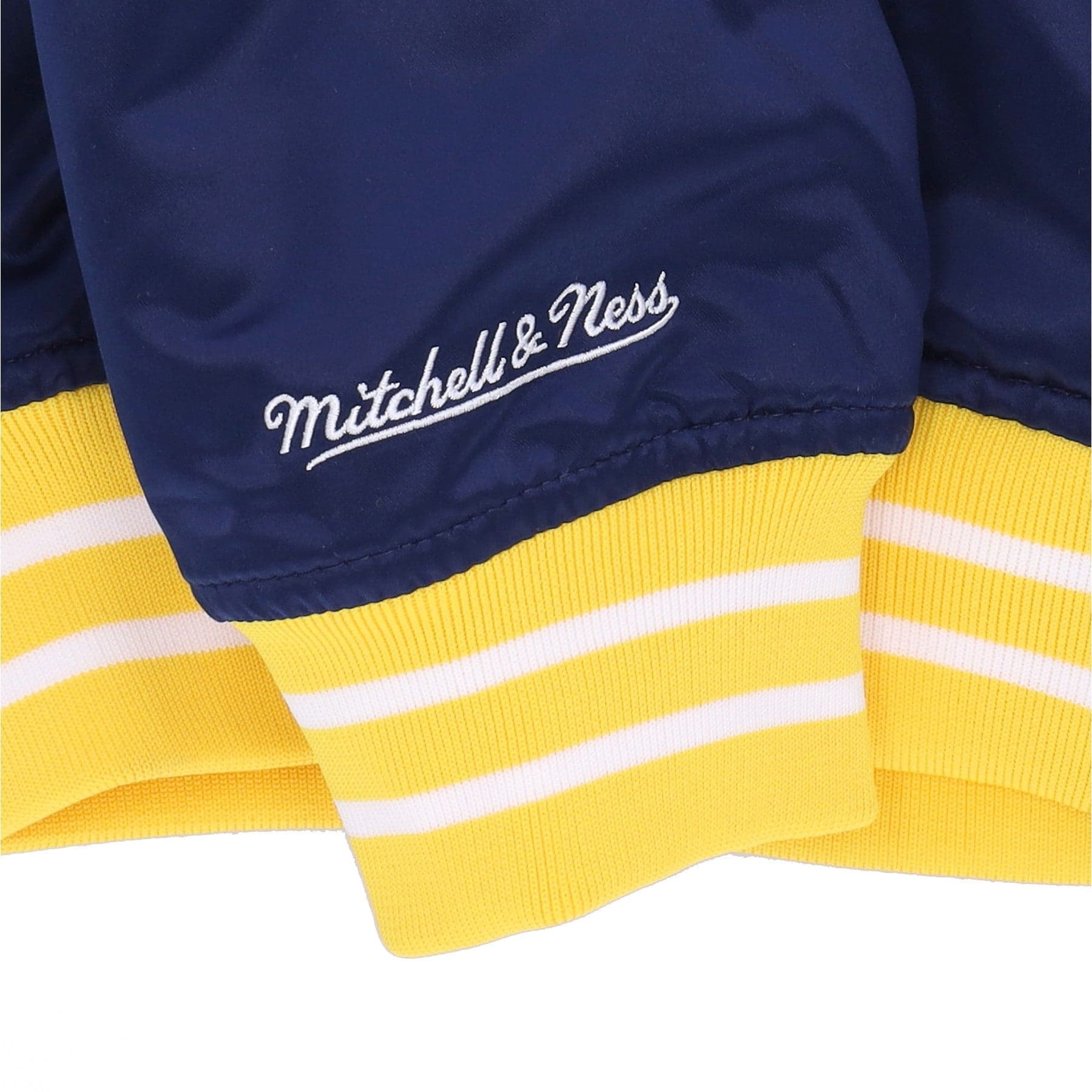 MITCHELL &amp; NESS Giubbotto Bomber Uomo Ncaa Heavyweight Satin Jacket Micwol Original Team Colors da uomo in Giacche Drestige - Casamassima, commercioVirtuoso.it