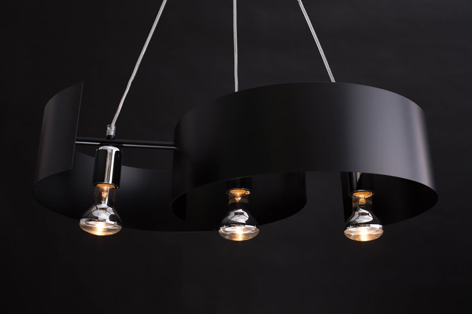 Lampadario Moderno 3 Luci Vixon In Acciao Nero E Cromo in Lampadari LuceArt - Montecorvino Pugliano, commercioVirtuoso.it