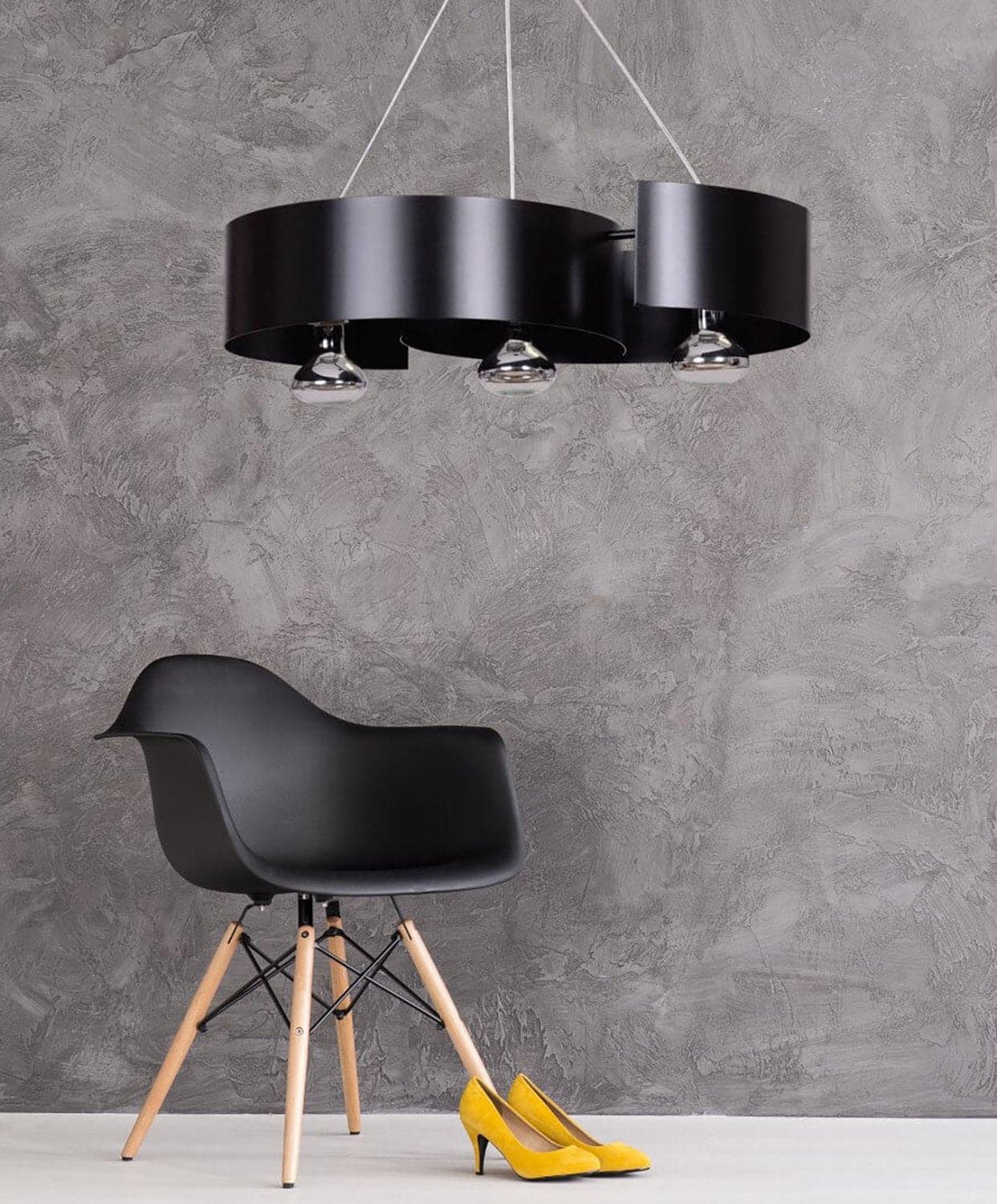 Lampadario Moderno 3 Luci Vixon In Acciao Nero E Cromo in Lampadari LuceArt - Montecorvino Pugliano, commercioVirtuoso.it