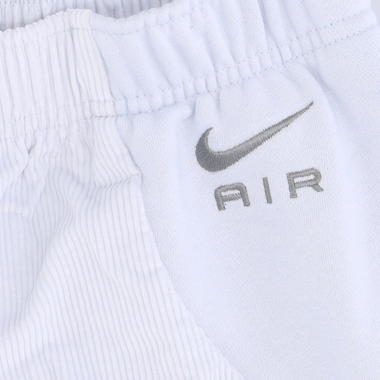 Nike Pantalone Tuta Leggero Donna Sportswear Air High-waisted Corduroy Fleece Pants Pure Platinum/flat Pewter da donna in Pantaloni sportivi Drestige - Casamassima, commercioVirtuoso.it