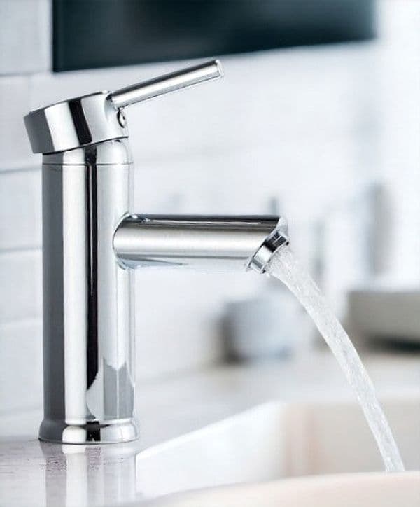 Rubinetto miscelatore moderno per lavabo in Rubinetti per lavandini bagno BagnoClic.it - Pregnana Milanese, commercioVirtuoso.it