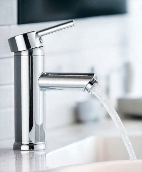 Rubinetto miscelatore moderno per lavabo in Rubinetti per lavandini bagno BagnoClic.it - Pregnana Milanese, commercioVirtuoso.it