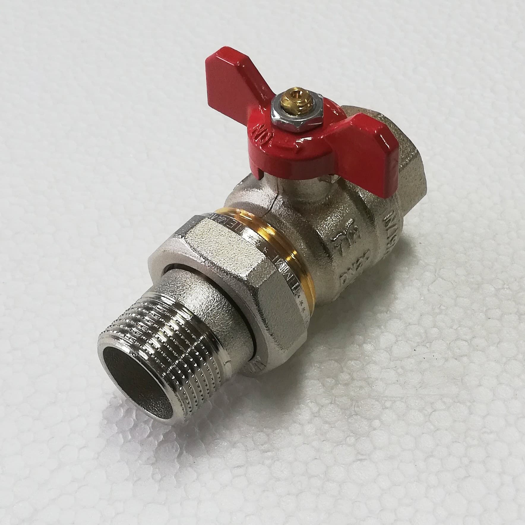 Tiemme 1/2" valvola sfera saracinesca MF con bocchettone leva corta a farfalla rossa in Valvole a sfera Aloiserw.com - Altomonte, commercioVirtuoso.it