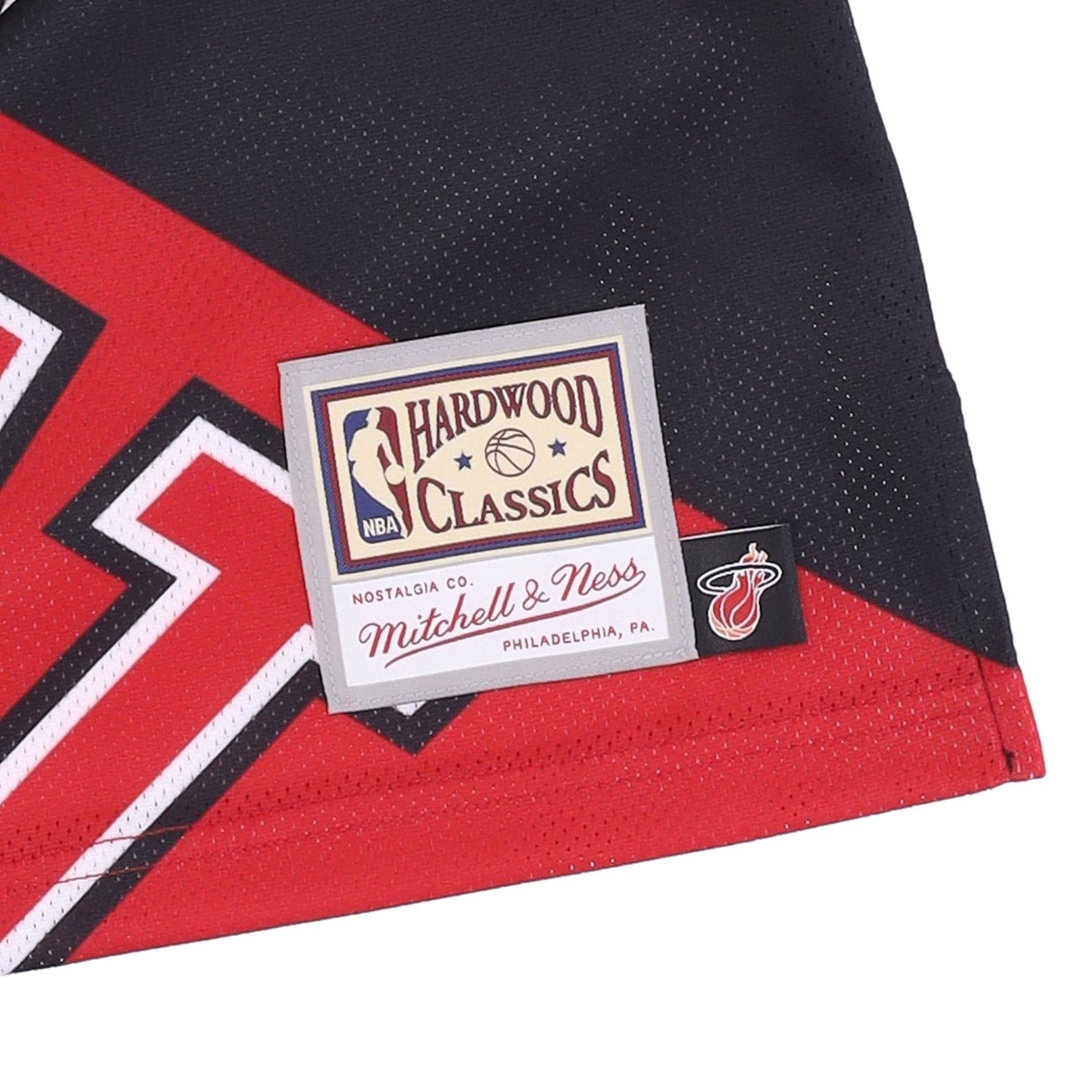 MITCHELL &amp; NESS Canotta Tipo Basket Uomo Nba Big Face Fashion Tank 5.0 Hardwood Classics Miahea Black da uomo in T-Shirt Drestige - Casamassima, commercioVirtuoso.it