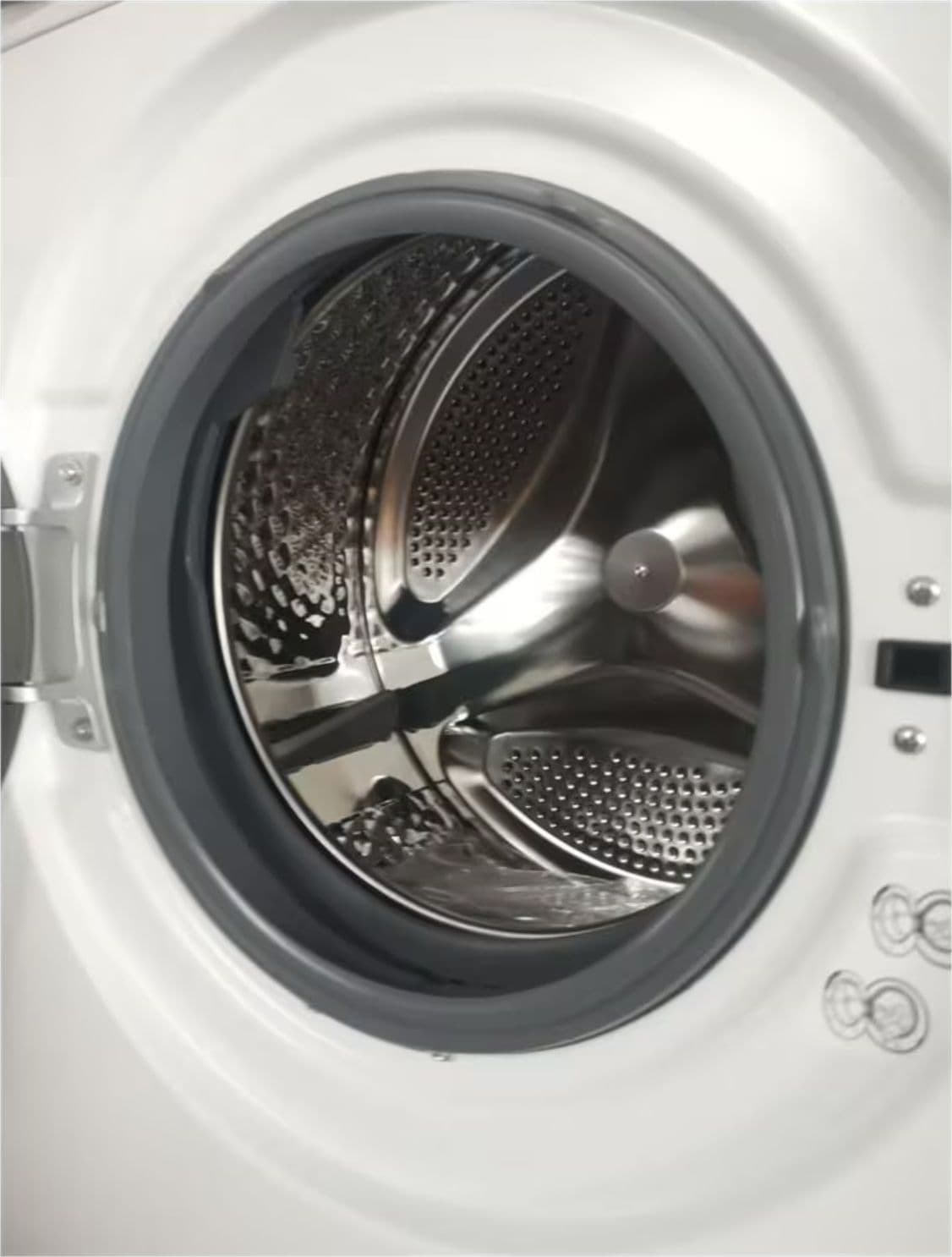 Schaub Lorenz SS610I Lavatrice Libera Installazione Carico 6 kg Classe Energetica A Dimensioni: HxLxP: 85x59,5x44 cm in  Ecoprice.it - Avellino, commercioVirtuoso.it