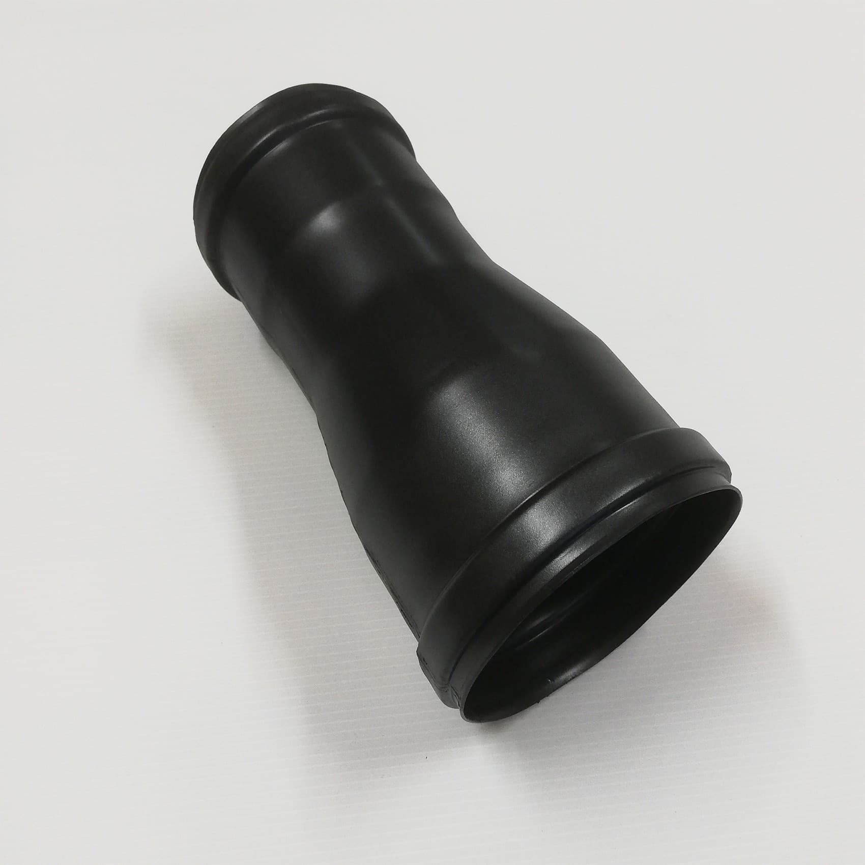 Riduzione aumento nero pellet F 80 x F 100mm in Tubi di scarico Aloiserw.com - Altomonte, commercioVirtuoso.it