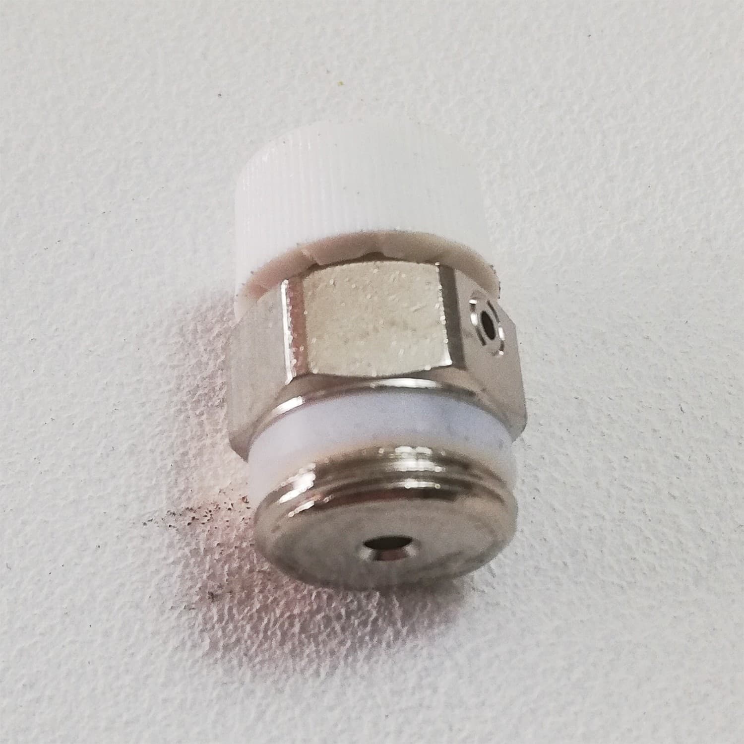 Valvola valvolino di sfogo aria manuale da 1/2" in Accessori Aloiserw.com - Altomonte, commercioVirtuoso.it