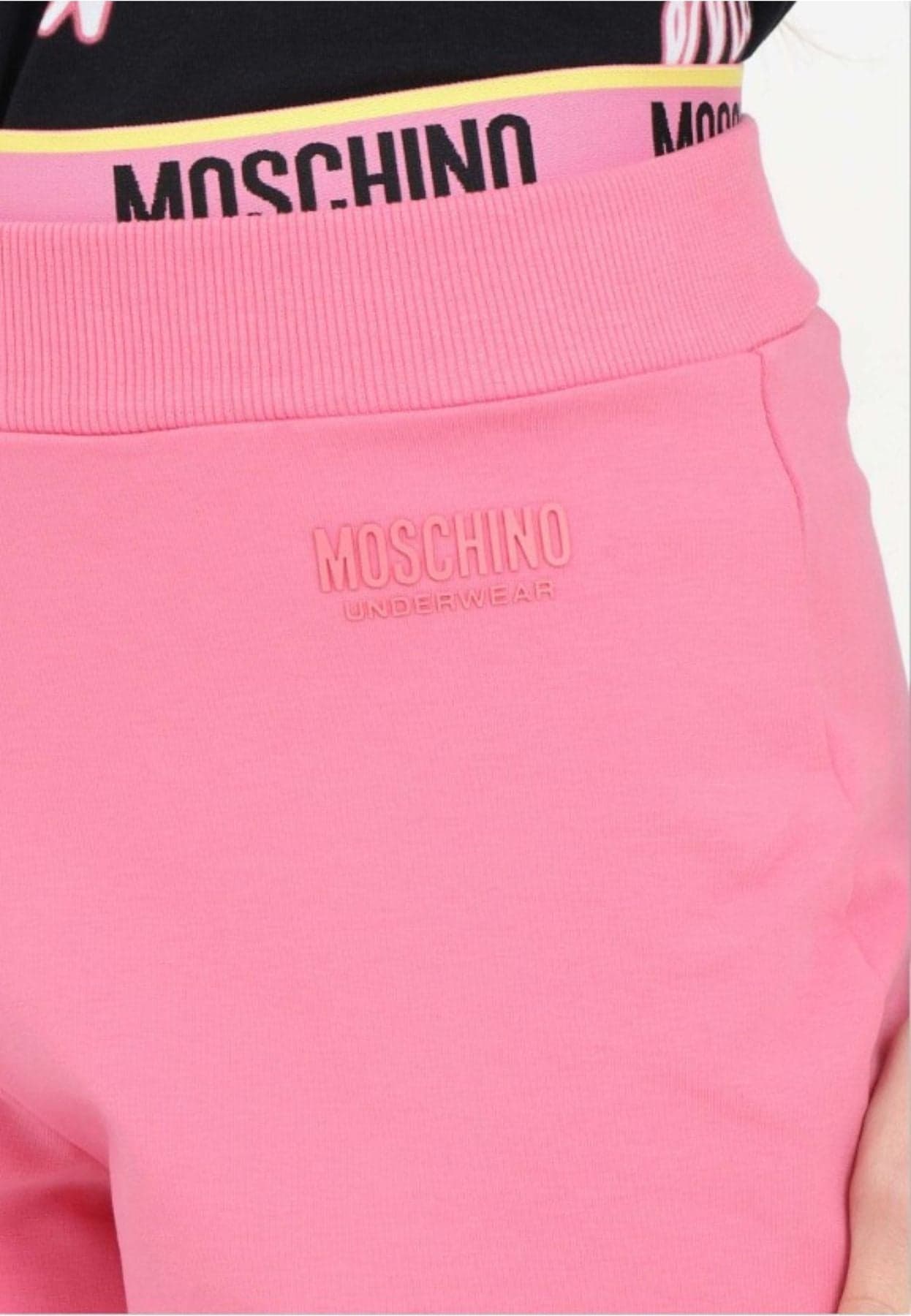 moschino Pantaloncini BANDA LATERALE da donna in Pantaloncini Drestige - Casamassima, commercioVirtuoso.it