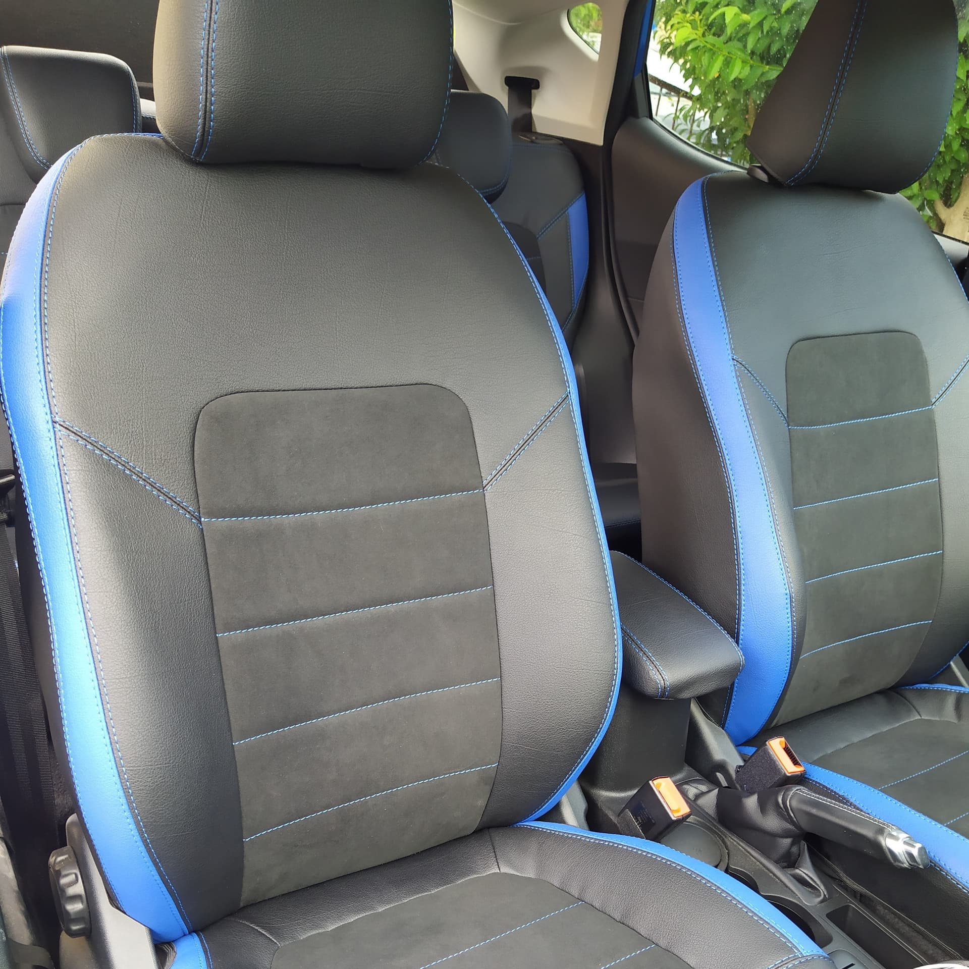 Set Coprisedili su misura di classe premium Ford Fiesta Mk8 (2017 in poi) in Set per interni Autooggetti.it - Roma, commercioVirtuoso.it