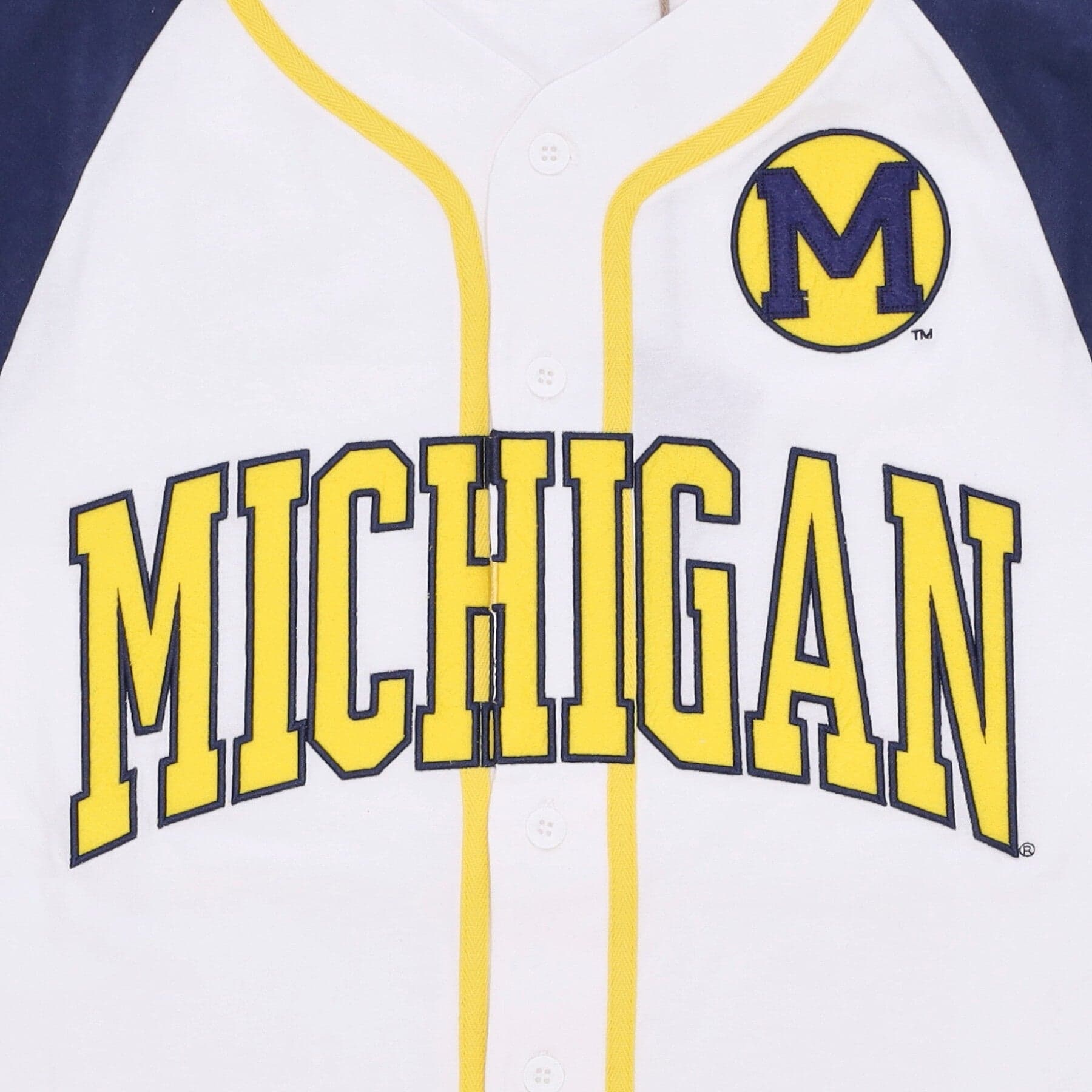 MITCHELL &amp; NESS Casacca Bottoni Uomo Ncaa Practice Day Button Front Jersey Micwol White da uomo in Maglie sportive da uomo Drestige - Casamassima, commercioVirtuoso.it