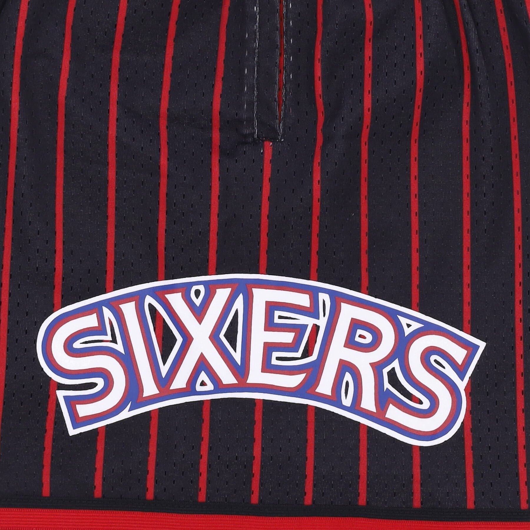MITCHELL &amp; NESS Pantaloncino Basket Uomo Nba Hometown Mesh Short Hardwood Classics Phi76e Black/red da uomo in Pantaloncini sportivi Drestige - Casamassima, commercioVirtuoso.it