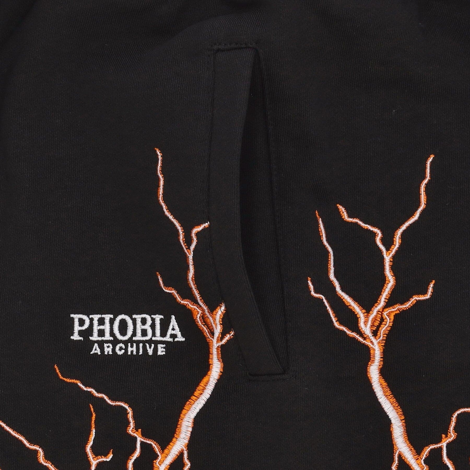 PHOBIA Pantalone Corto Tuta Uomo Lightning Shorts Black/orange da uomo in Pantaloncini sportivi Drestige - Casamassima, commercioVirtuoso.it