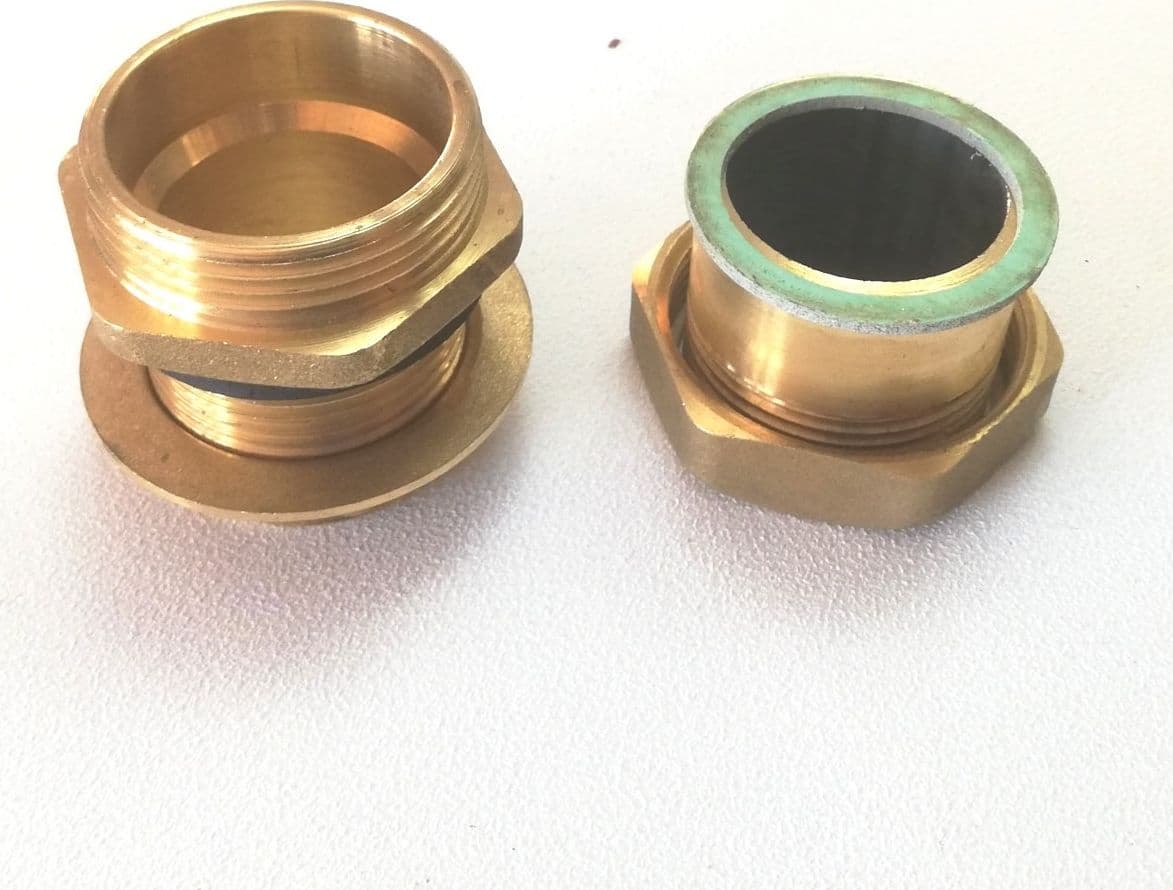 Raccordo da 3/4" diritto in ottone  per cassoni in Rubinetti Aloiserw.com - Altomonte, commercioVirtuoso.it