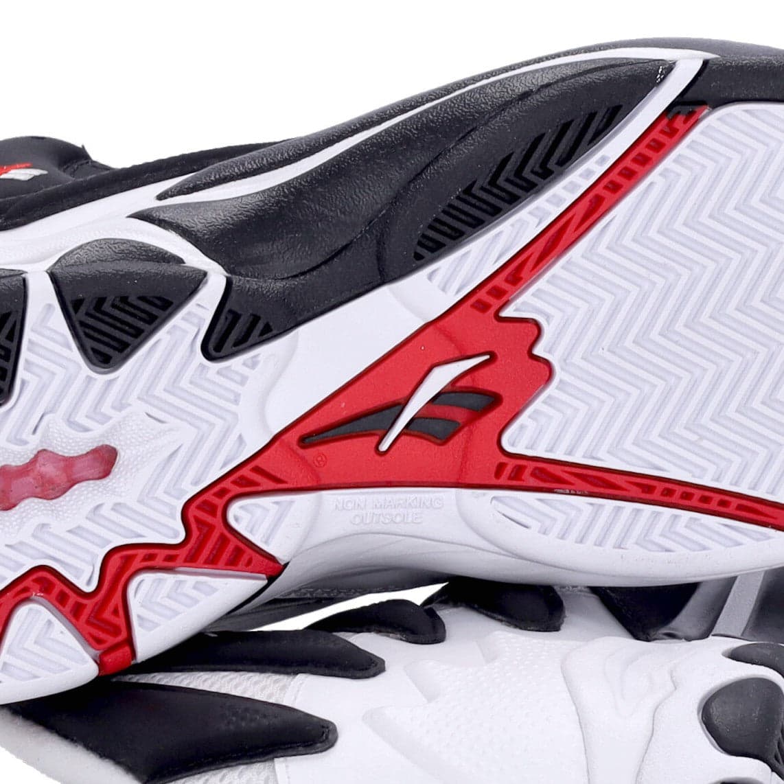 REEBOK Scarpa Alta Uomo the Blast Core Black/cloud White/vector Red da uomo in Sneaker casual Drestige - Casamassima, commercioVirtuoso.it