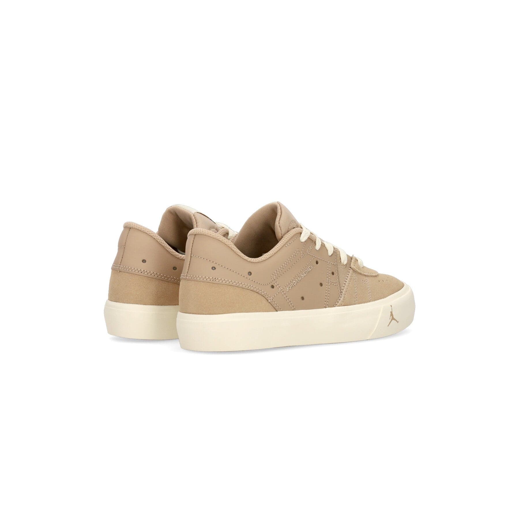 JORDAN Scarpa Bassa Donna Wmns Jordan Series Es Desert/coconut Milk/dk Powder Blue da donna in Scarpe da corsa su strada Drestige - Casamassima, commercioVirtuoso.it