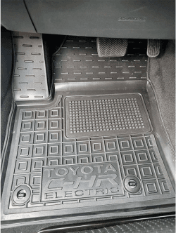 Tappetini di gomma su misura per Toyota C-HR (2016+), Eletrica in Tappetini antiscivolo Autooggetti.it - Roma, commercioVirtuoso.it