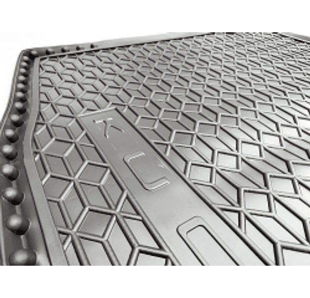 Tappeto di gomma su misura per Ford Kuga Mk3 (2020+) in Tappetini per bagagliaio auto Autooggetti.it - Roma, commercioVirtuoso.it