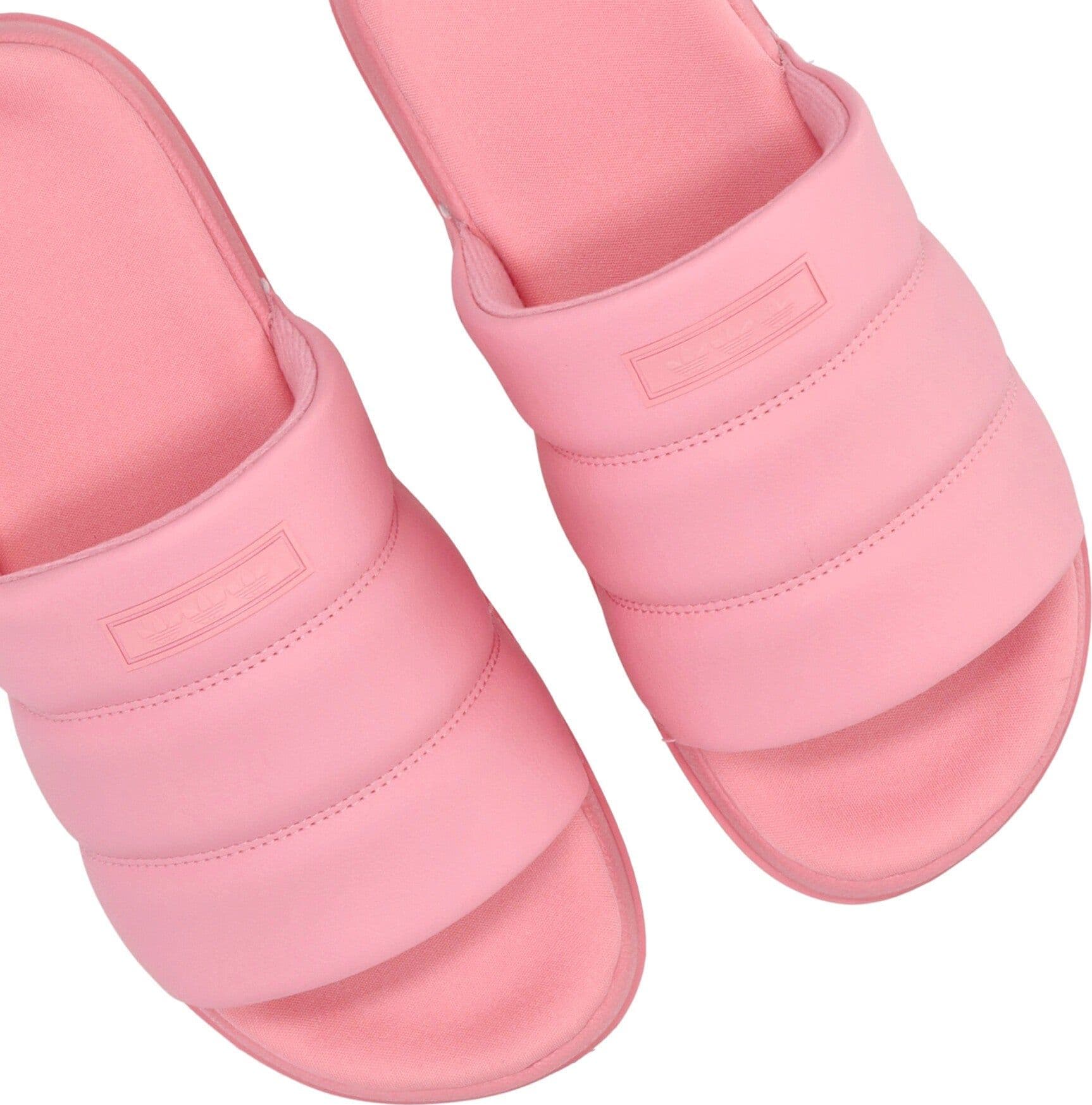 Adidas Ciabatte Donna Adilette Essential W Super Pop/super Pop/super Pop da donna in Infradito e ciabatte da spiaggia Drestige - Casamassima, commercioVirtuoso.it