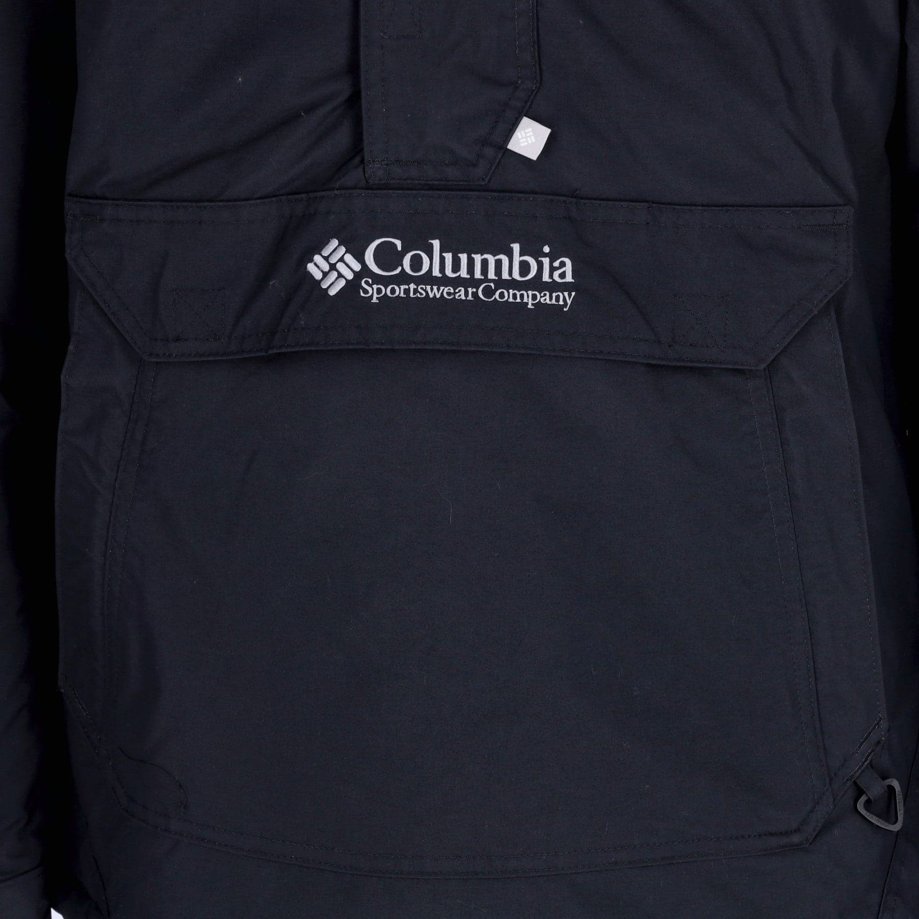 COLUMBIA Giaccone Infilabile Uomo Challenger Pullover Black da uomo in Giacche Drestige - Casamassima, commercioVirtuoso.it